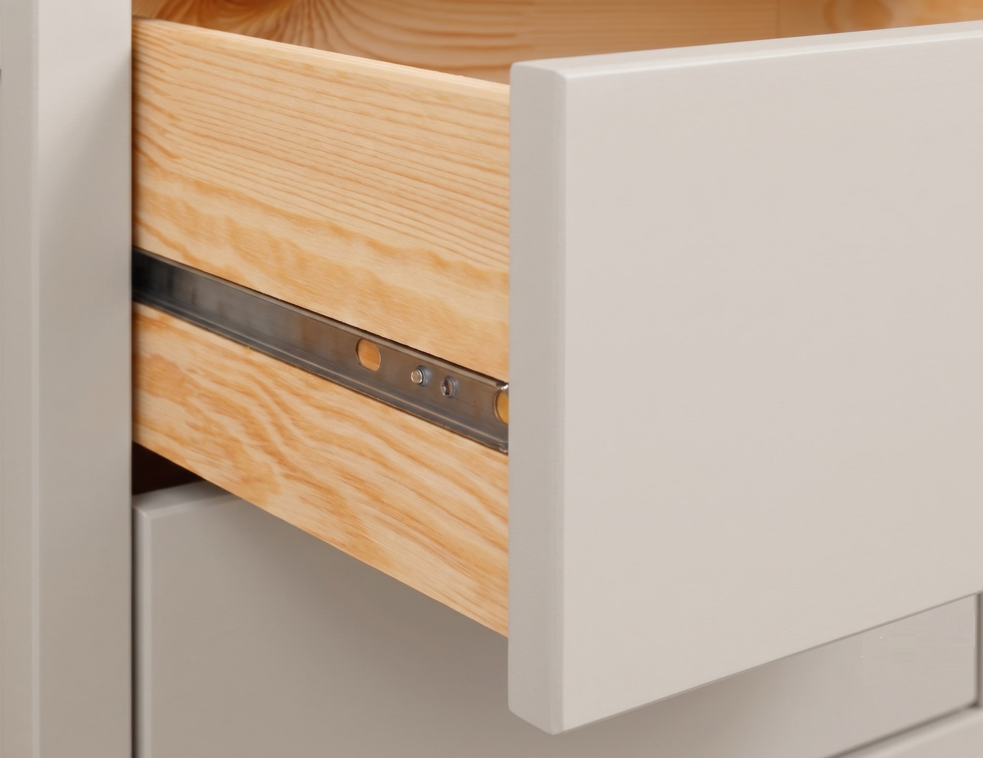 OTTO home Lowboard »Rauna, TV-Bank, TV-Kommode, Landhausstil« Breite 200 cm, FSC®-zertifiziertes Massivholz, Kiefer