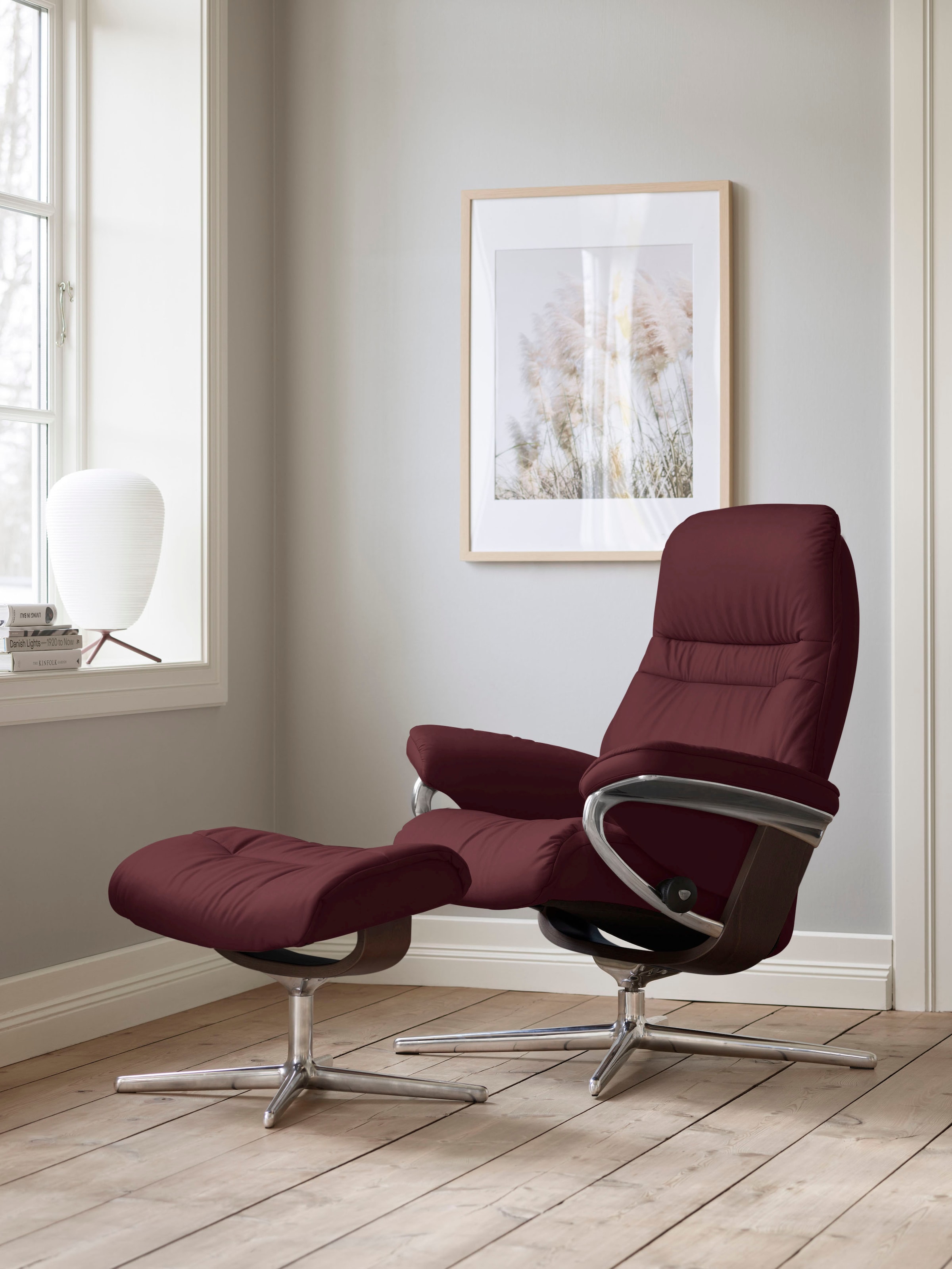 Stressless® Relaxsessel »Sunrise«, (Set, Relaxsessel mit Hocker), mit Hocker, mit Cross Base, Größe S, M & L, Holzakzent Braun