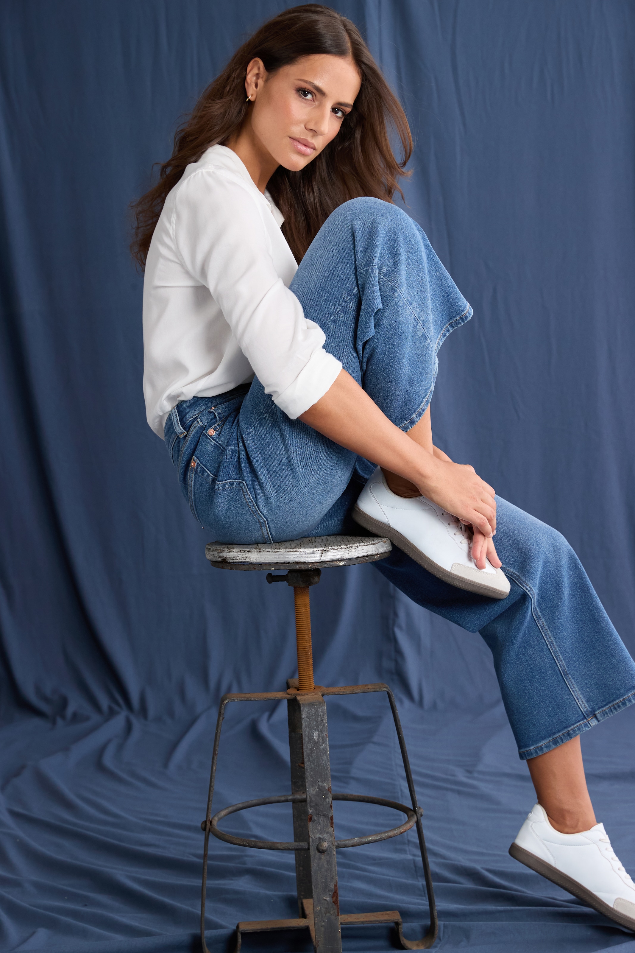 Elbsand Sneaker »Freizeitschuh, Schnürschuh, Turnschuh, Retro Sneaker«  Schnürhalbschuh mit Lederanteil im modernen Retro Look