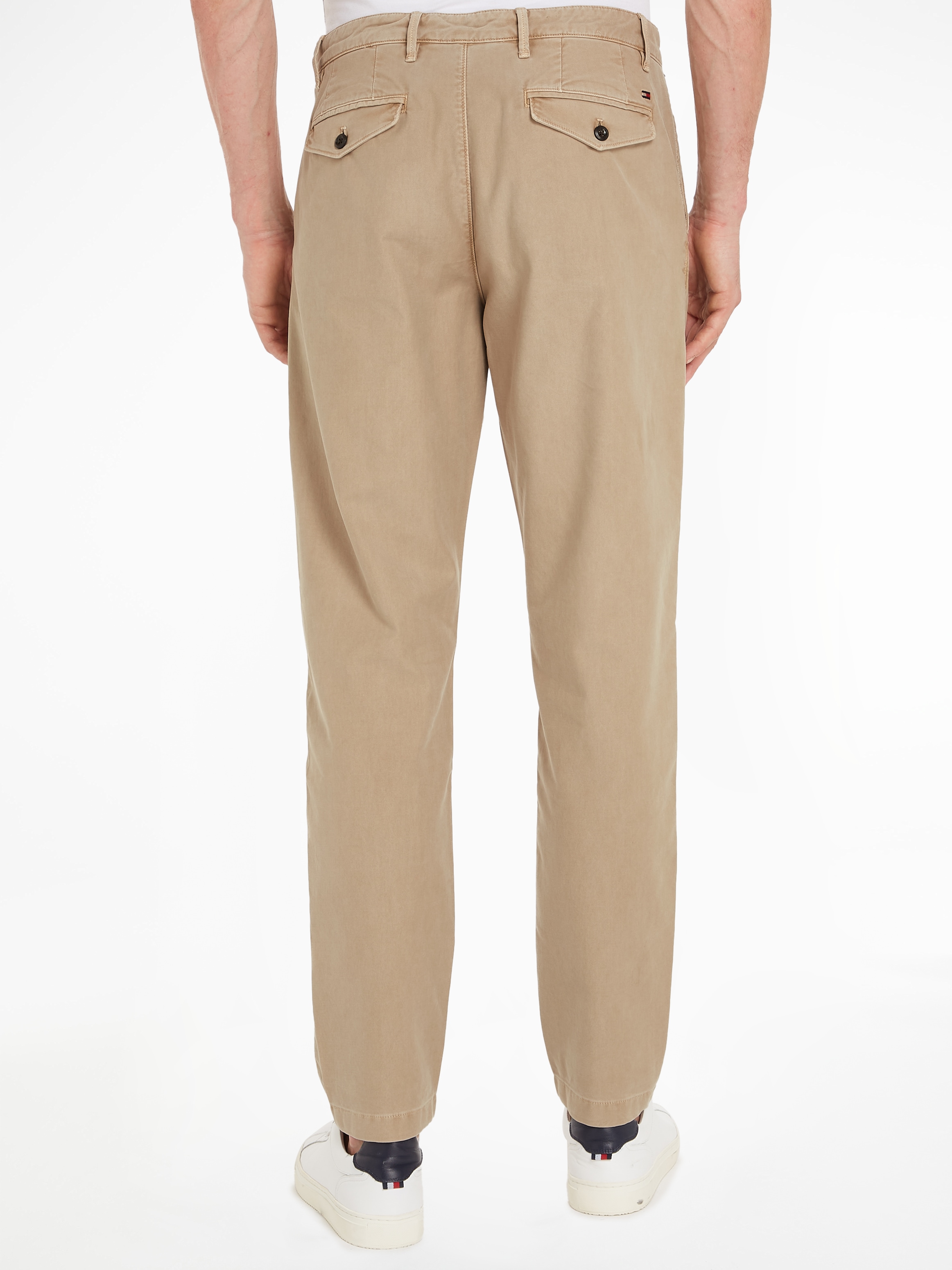 Tommy Hilfiger Chinohose »CHINO CHELSEA GABARDINE GMD«, mit Logostickerei auf der Hintertasche