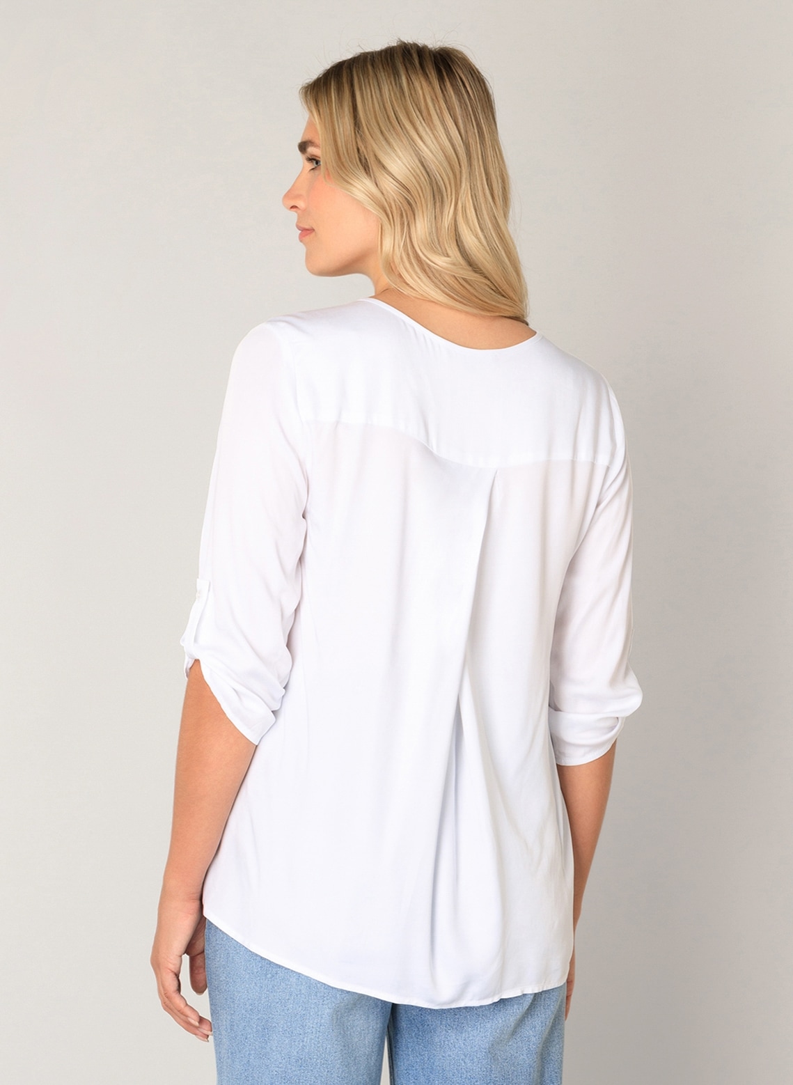 Base Level Shirtbluse mit V-Ausschnitt