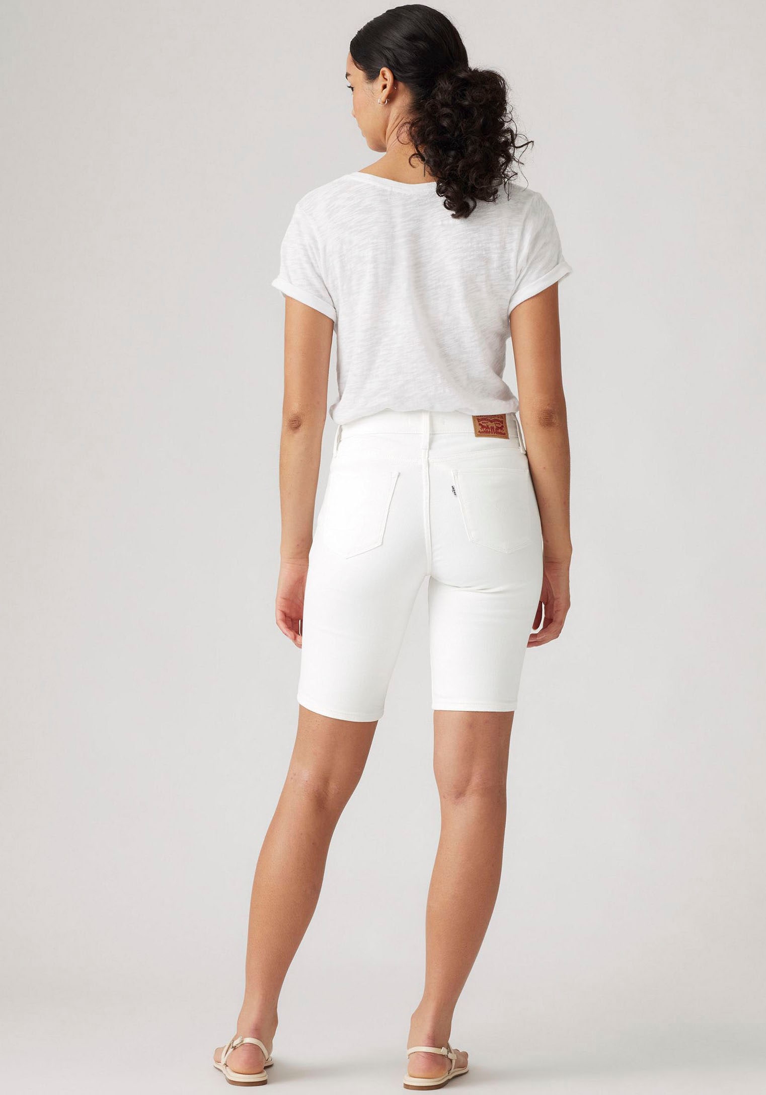 Levi's® Shorts »SHAPING BERMUDA«  Sommerhose im Five-Pocket Style
