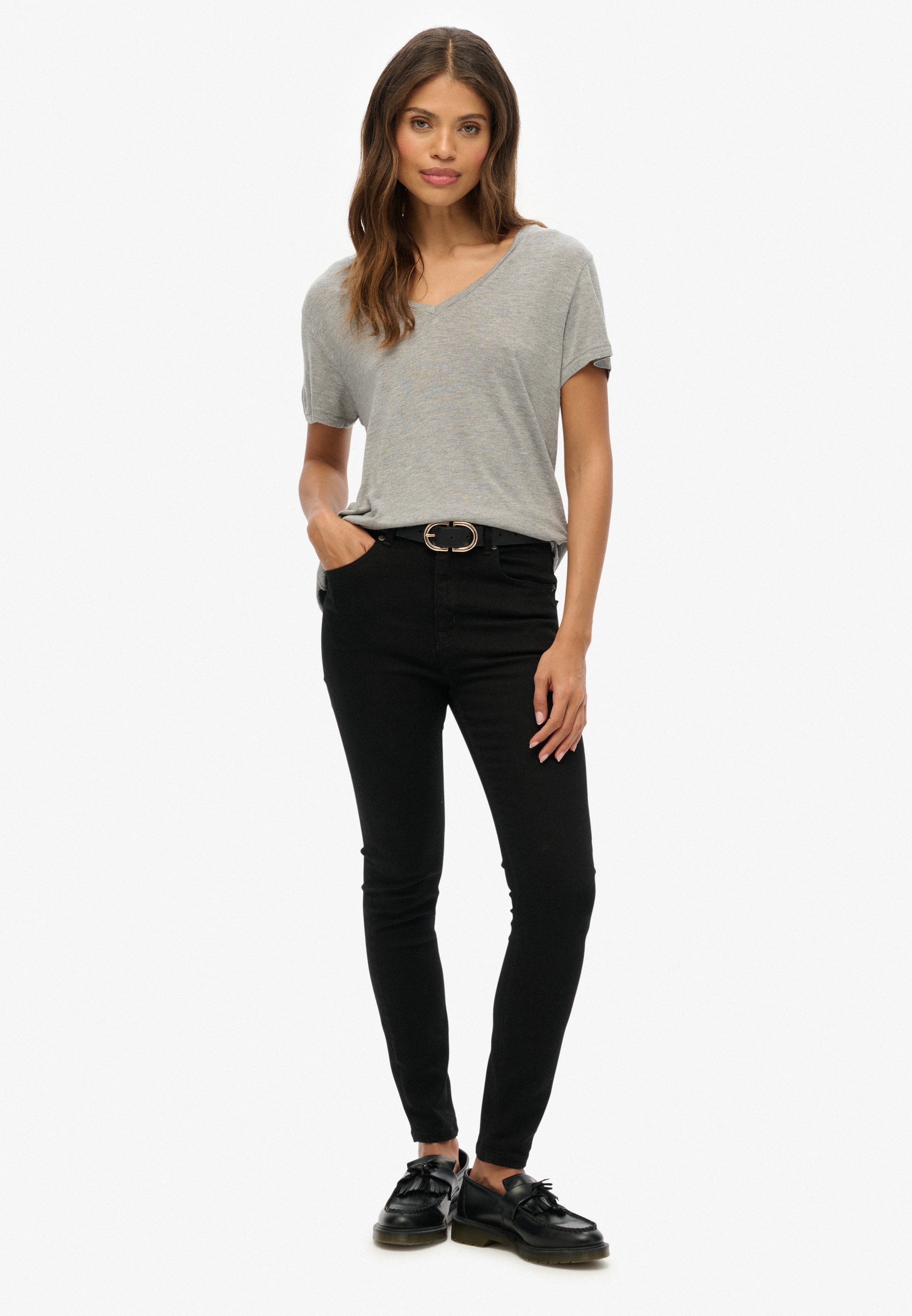 Superdry T-Shirt »STUDIOS SLUB EMB VEE TEE«
