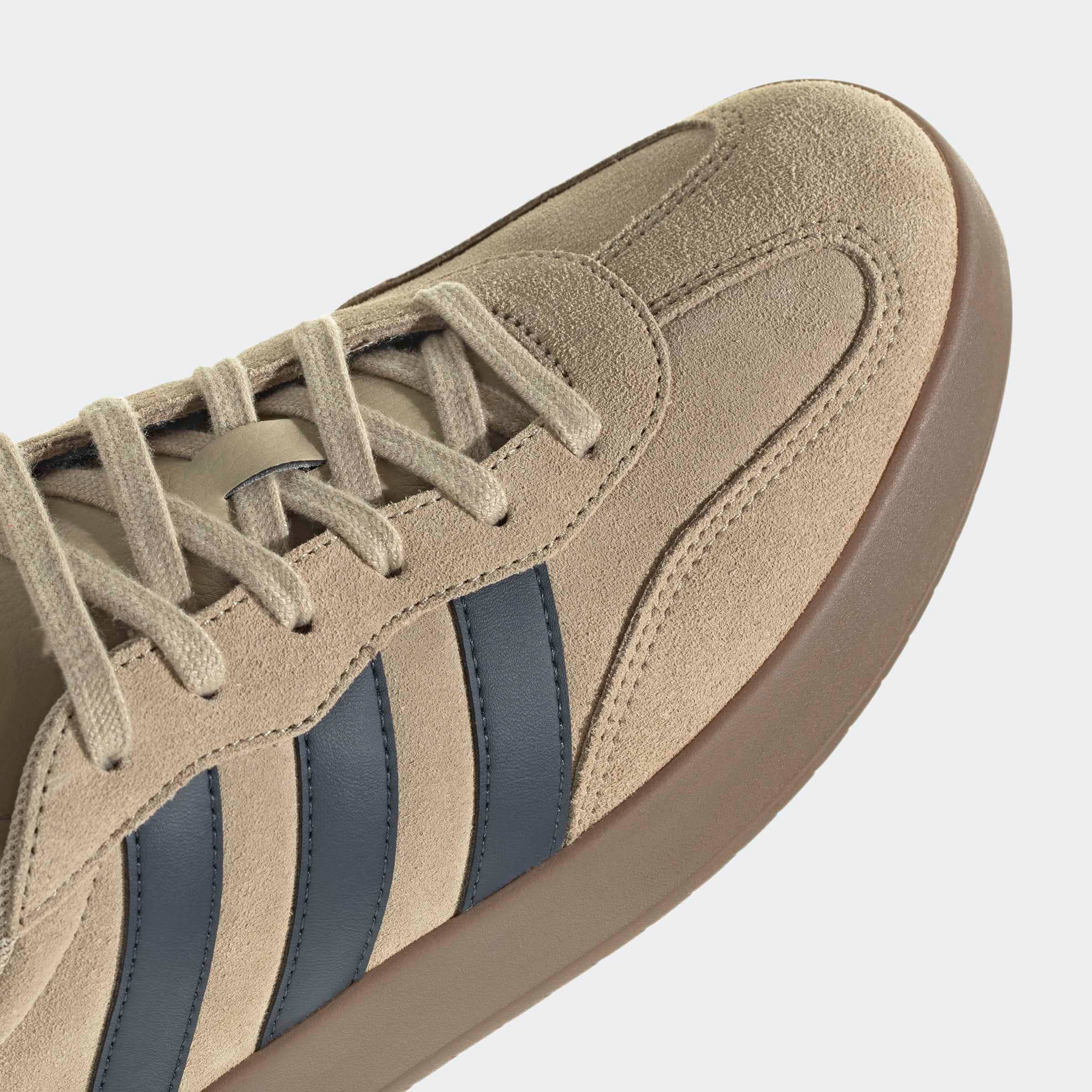 adidas Sportswear Sneaker »BARREDA«  inspiriert vom Design des adidas handball spezial