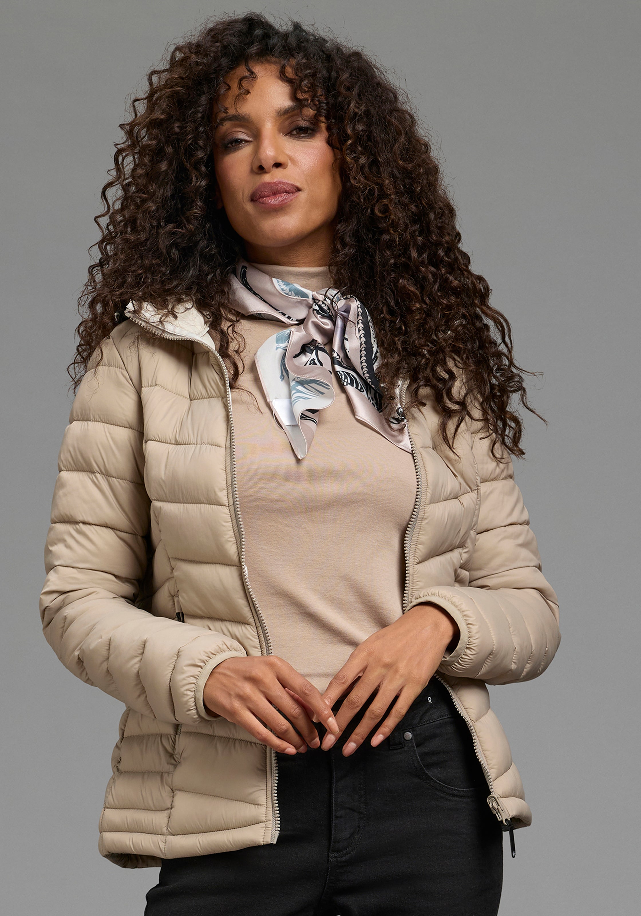 Laura Scott Nickituch aus Satin, geblümtes Muster, für Casualmode und Streetwear