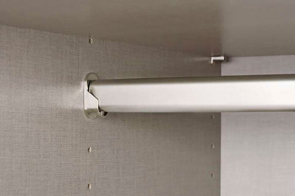 rauch Drehtürenschrank »Kleiderschrank Schrank Garderobe Wäscheschrank MONTCLAR« in den Breiten 204/254/304 cm, inkl. SOFT-CLOSE-FUNKTION,  Passepartout optional mit Beleuchtung, inkl. Zubehör MADE IN GERMANY