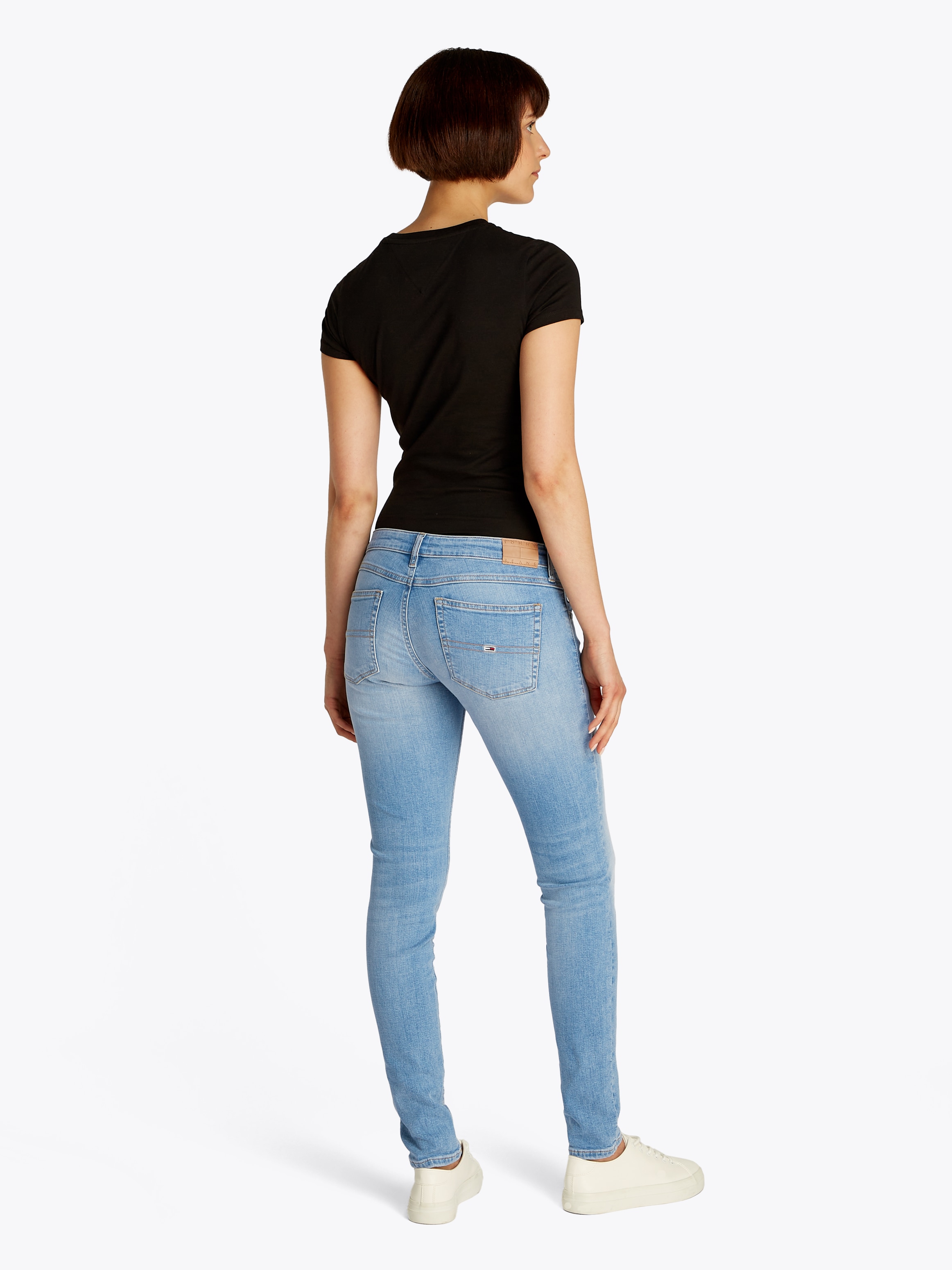 Tommy Jeans Skinny-fit-Jeans »SOPHIE LW SKN«, mit Logo-Badge, in Knöchellänge