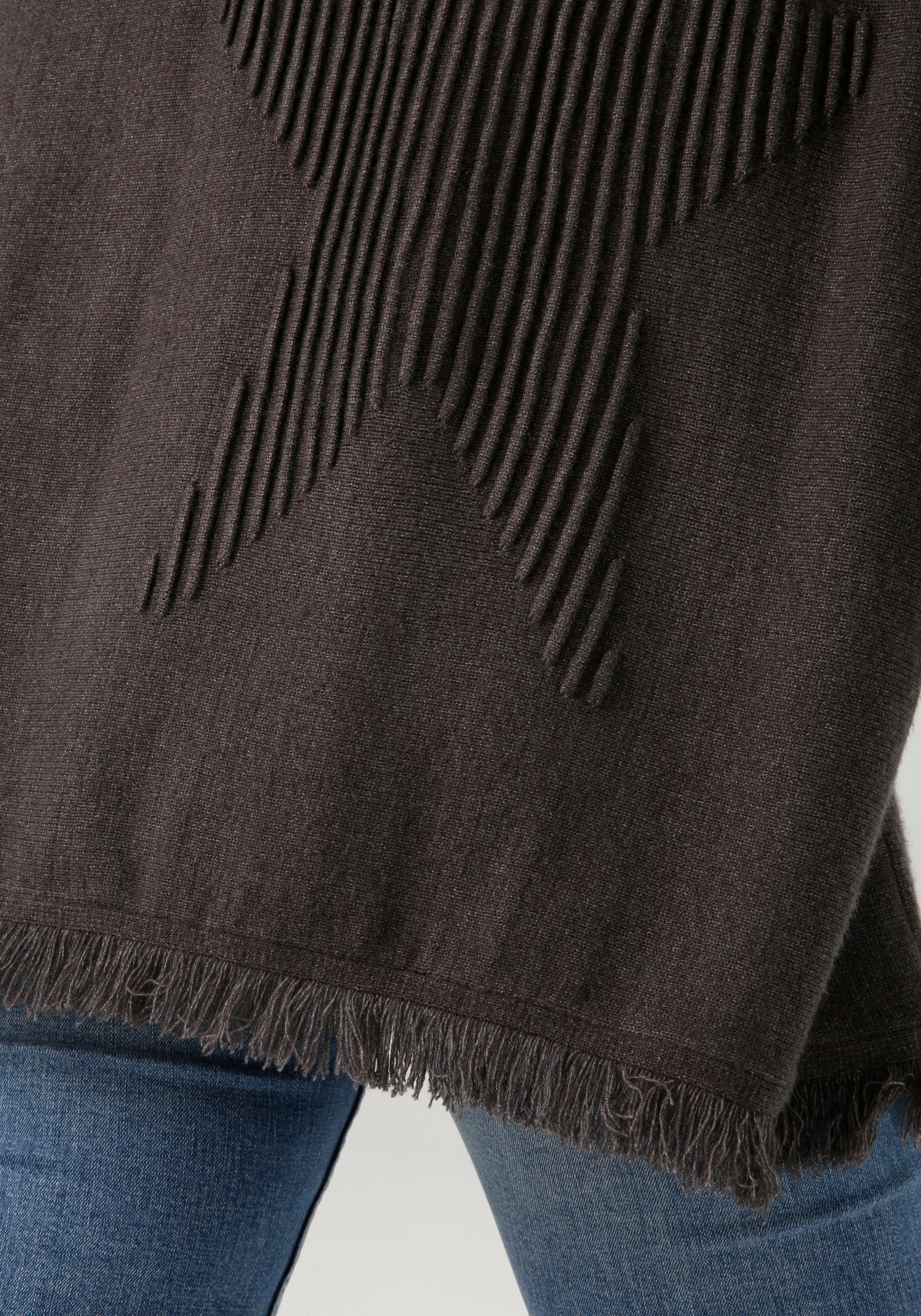 Aniston CASUAL Strickpullover, mit eingestricktem Stern im Rücken - NEUE KOLLEKTION