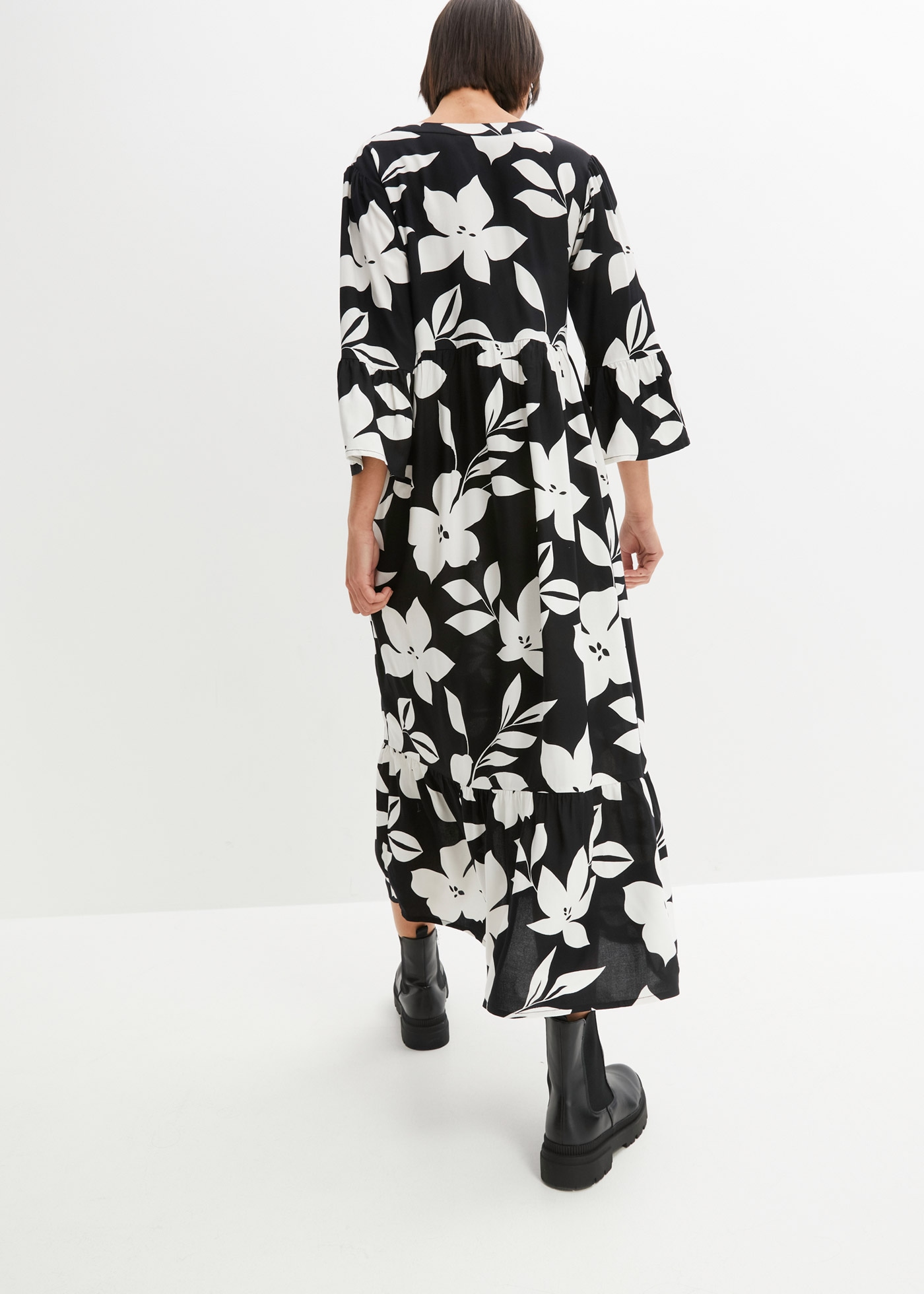 bonprix Maxikleid »Maxikleid aus fließender Viskose« für modischen Auftritt, aus Viskose, A-Linie, 3/4-Ärmel