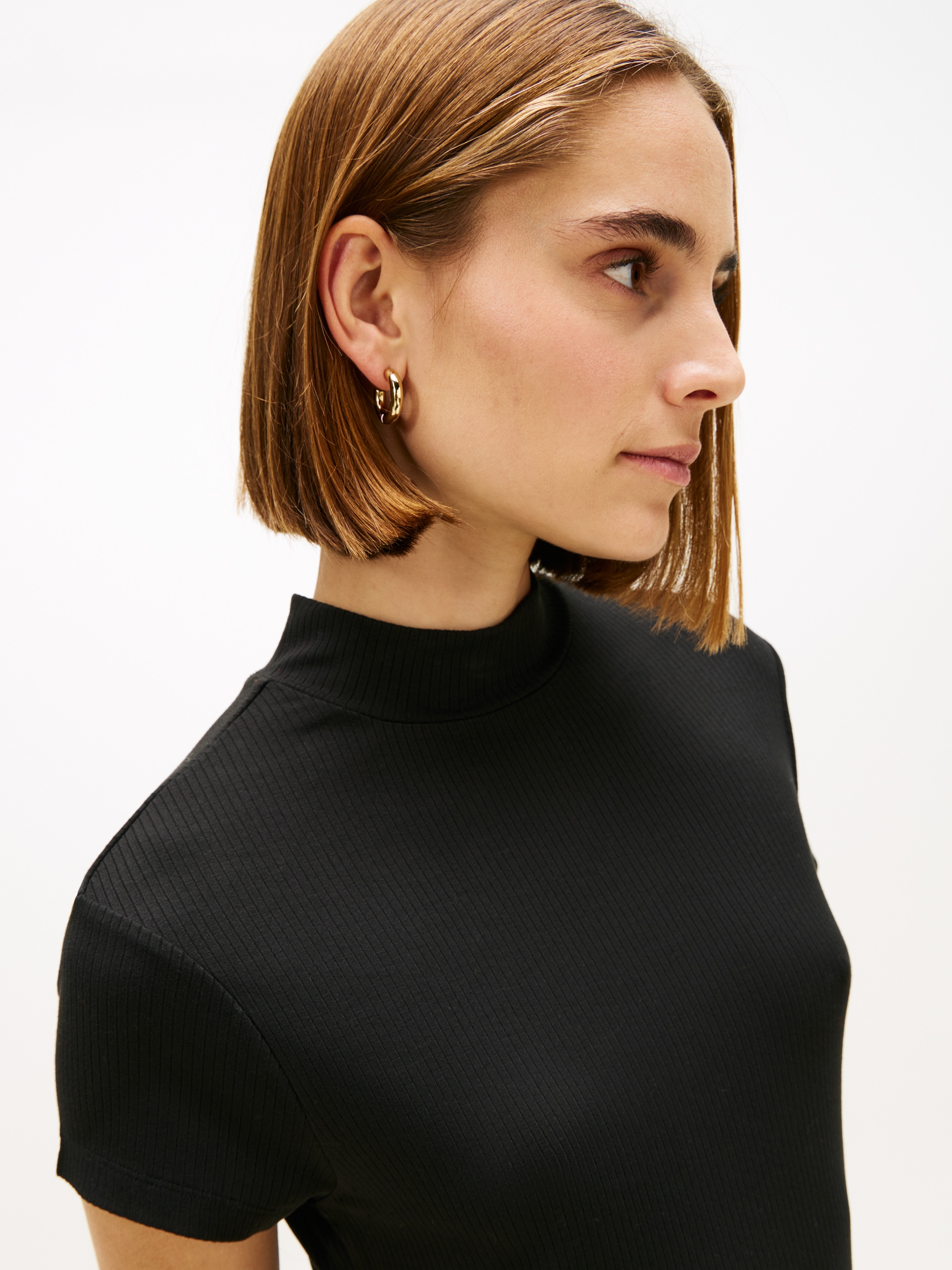 Tommy Hilfiger Jerseykleid »SLIM  5X2 RIB MOCK-NK SS DRS« in gerippter Struktur