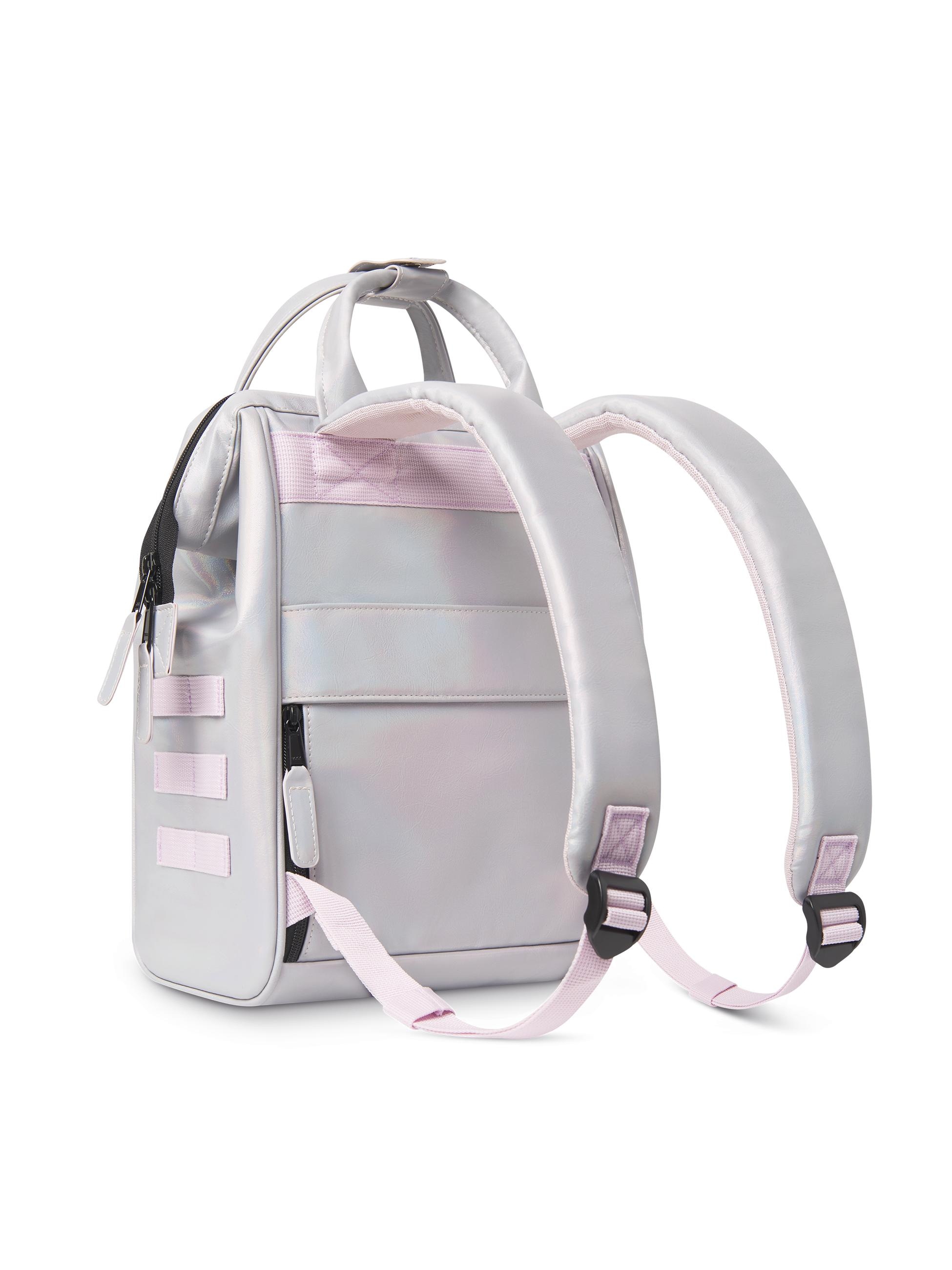 CABAIA Tagesrucksack »Tagesrucksack Adventurer S Iridescent«, Holografischer Rucksack mit zwei Vordertaschen