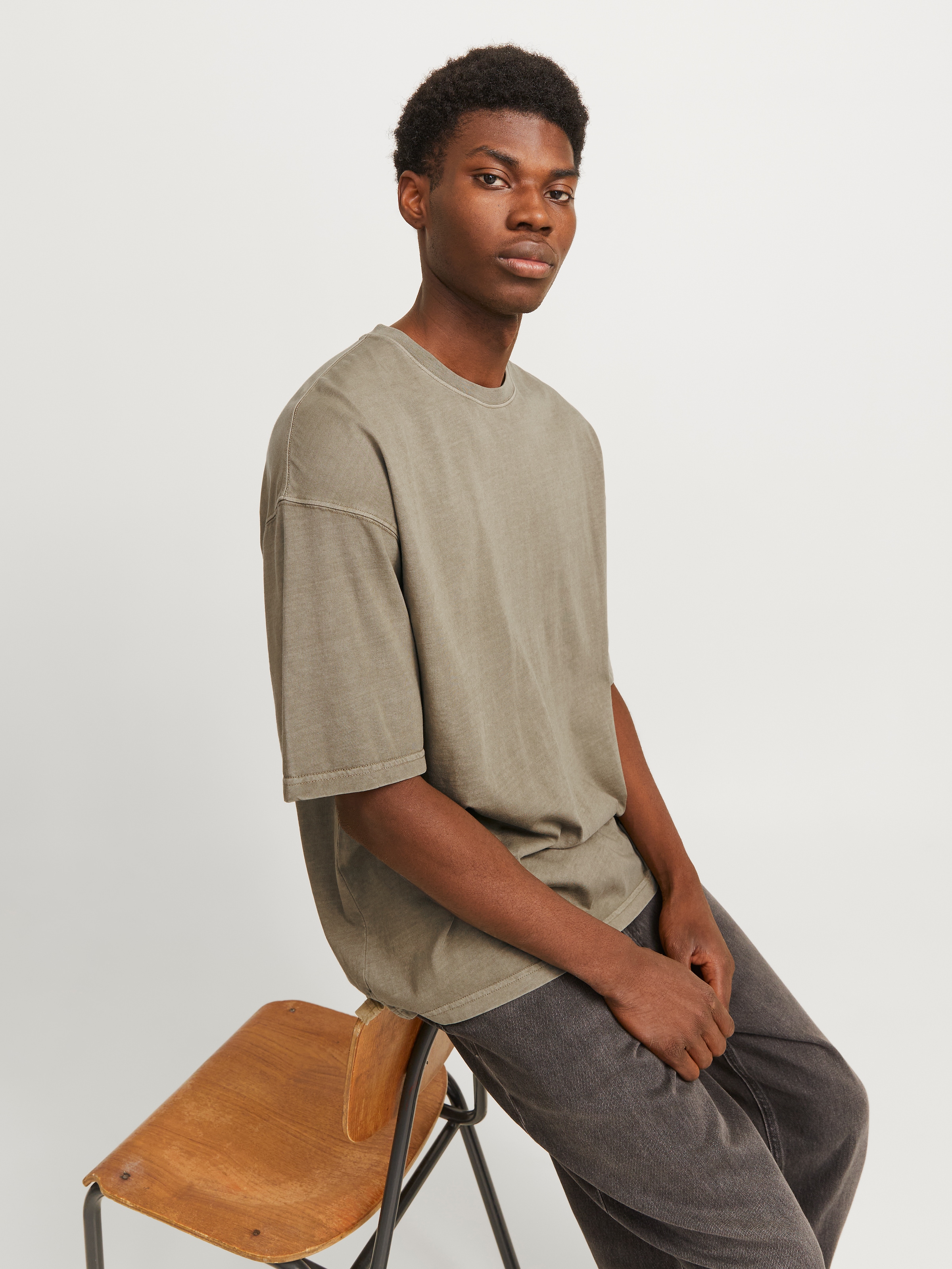 Jack & Jones Rundhalsshirt »JJECHARGE FADED TEE O-NECK NOOS«, mit Rundhalsausschnitt
