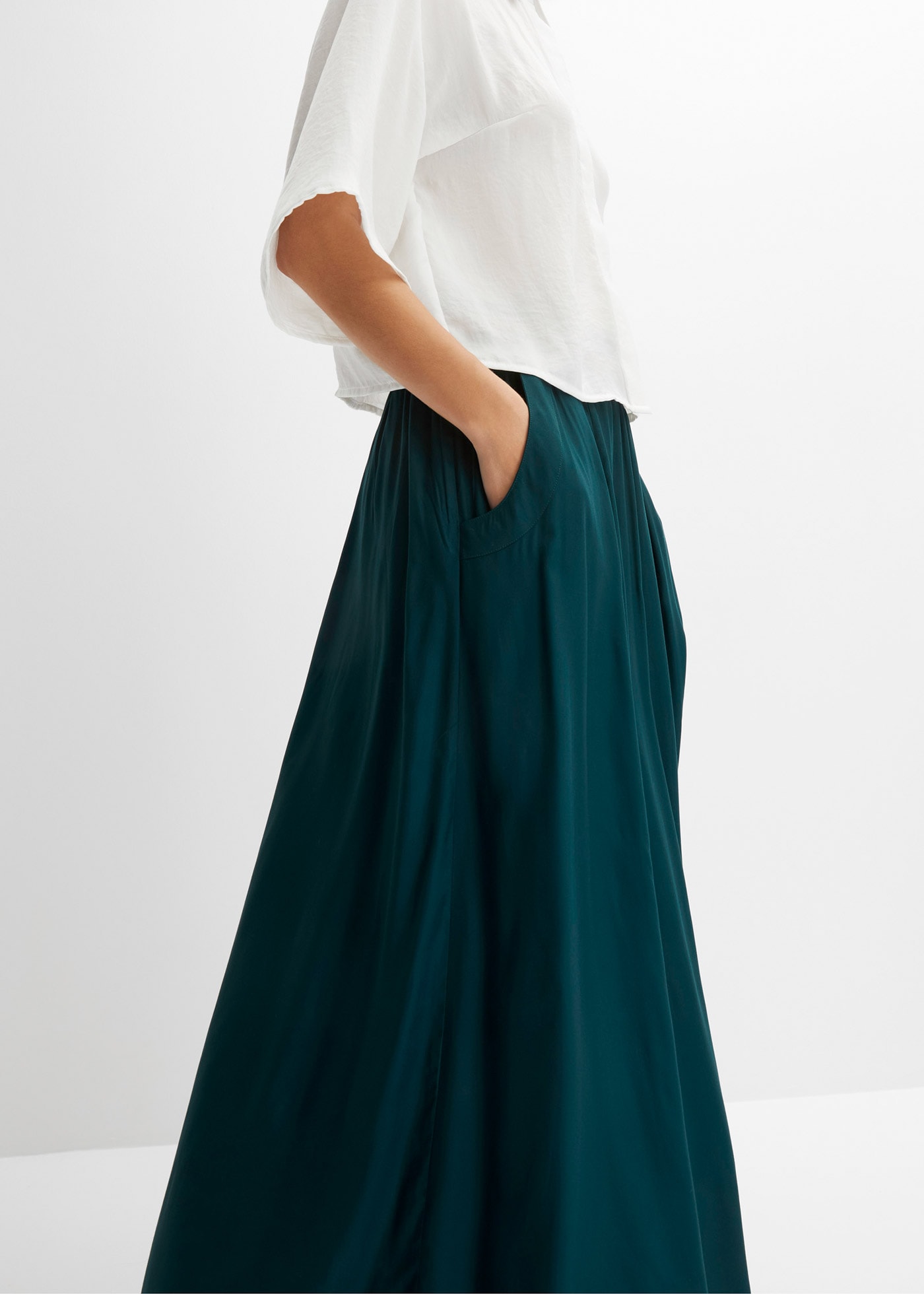 bonprix Maxirock »Maxirock mit Gürtel (2-tlg.Set)« Set, 2, 2 Stk. aus Viskose, Maxilänge, ausgestellte Passform, mit Eingrifftaschen