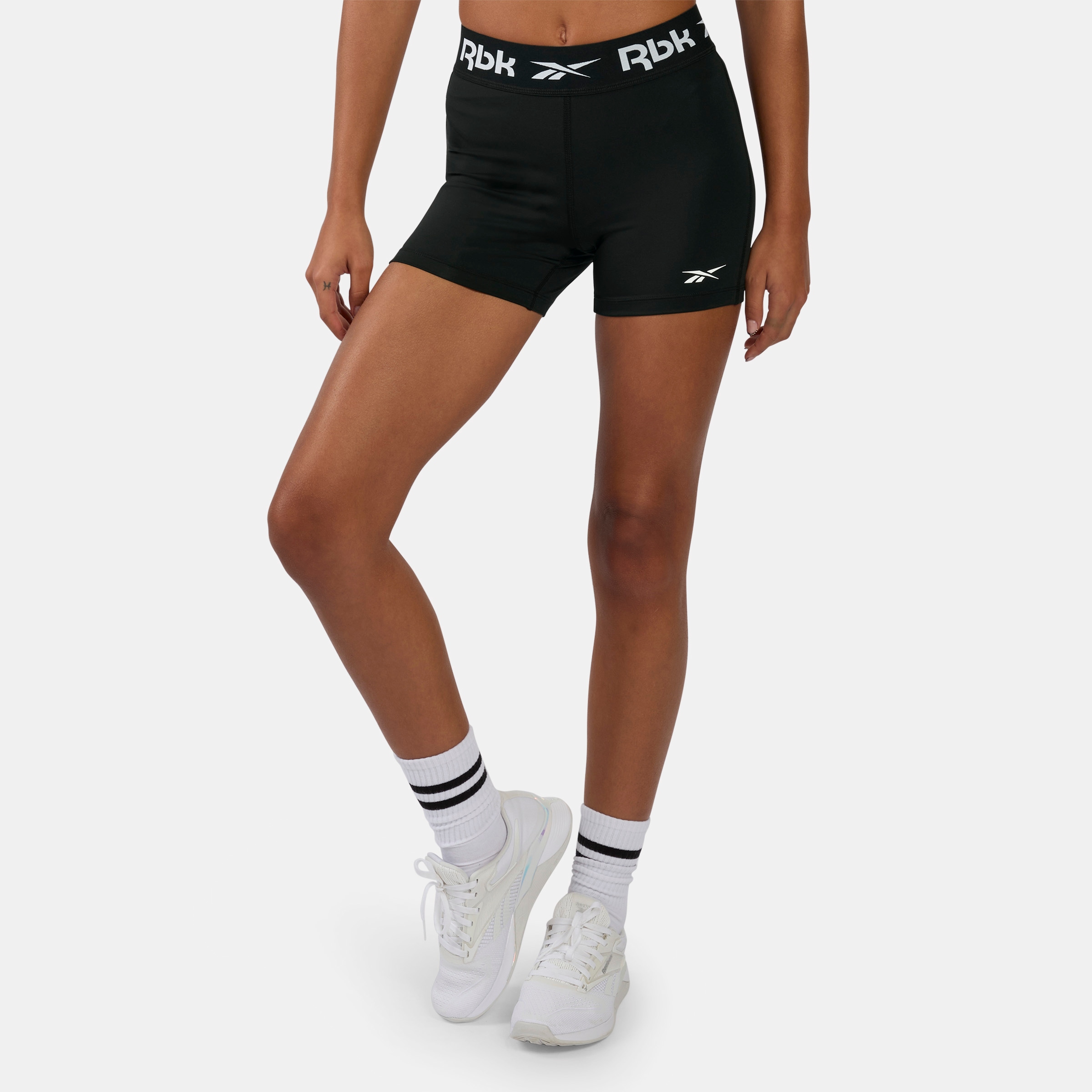 Reebok Trainingsshorts »ID TRAIN RUCHED BOOTY SHORTS«  sportlicher Stil