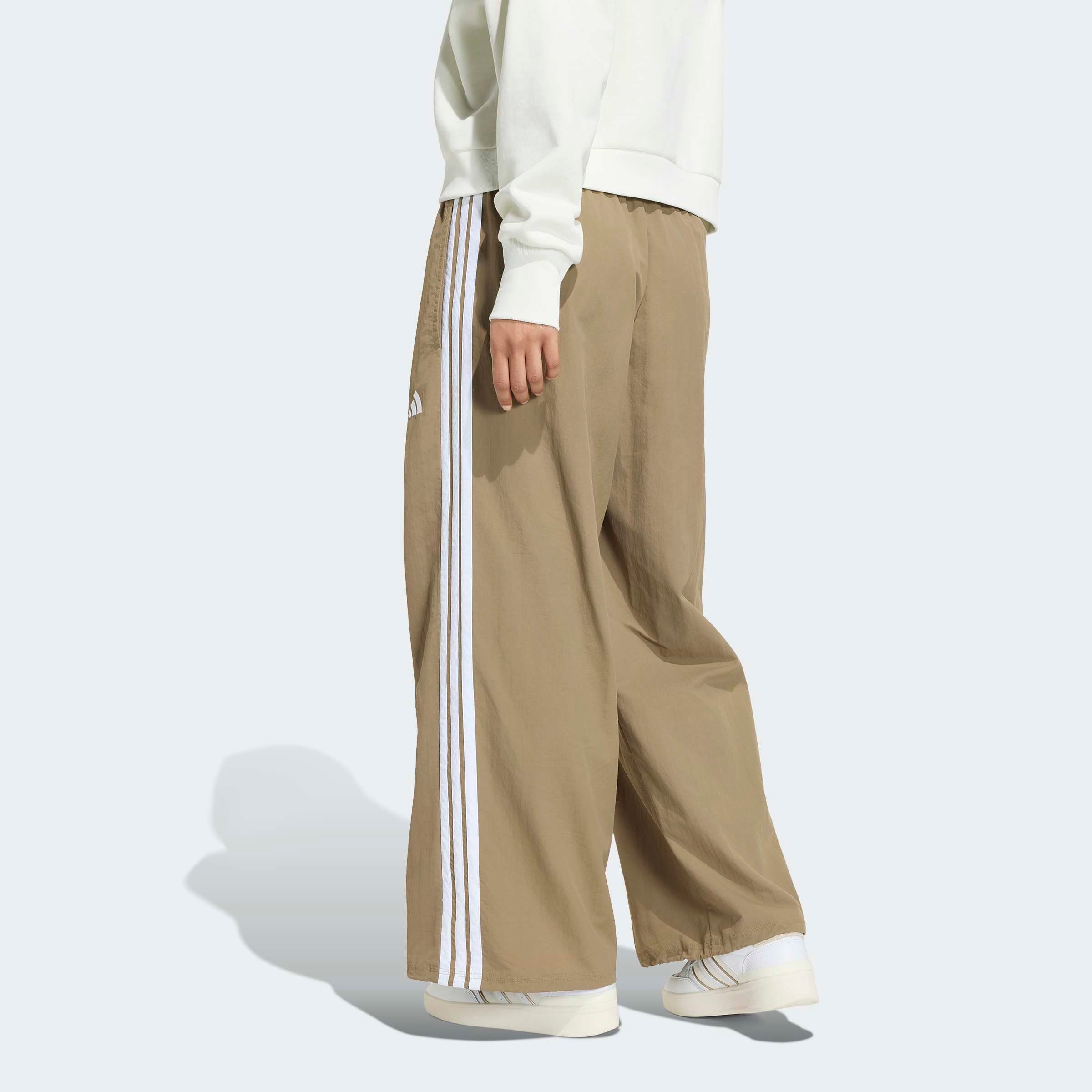 adidas Sportswear Sporthose »ICONIC, GEWEBT, WEITES BEIN«