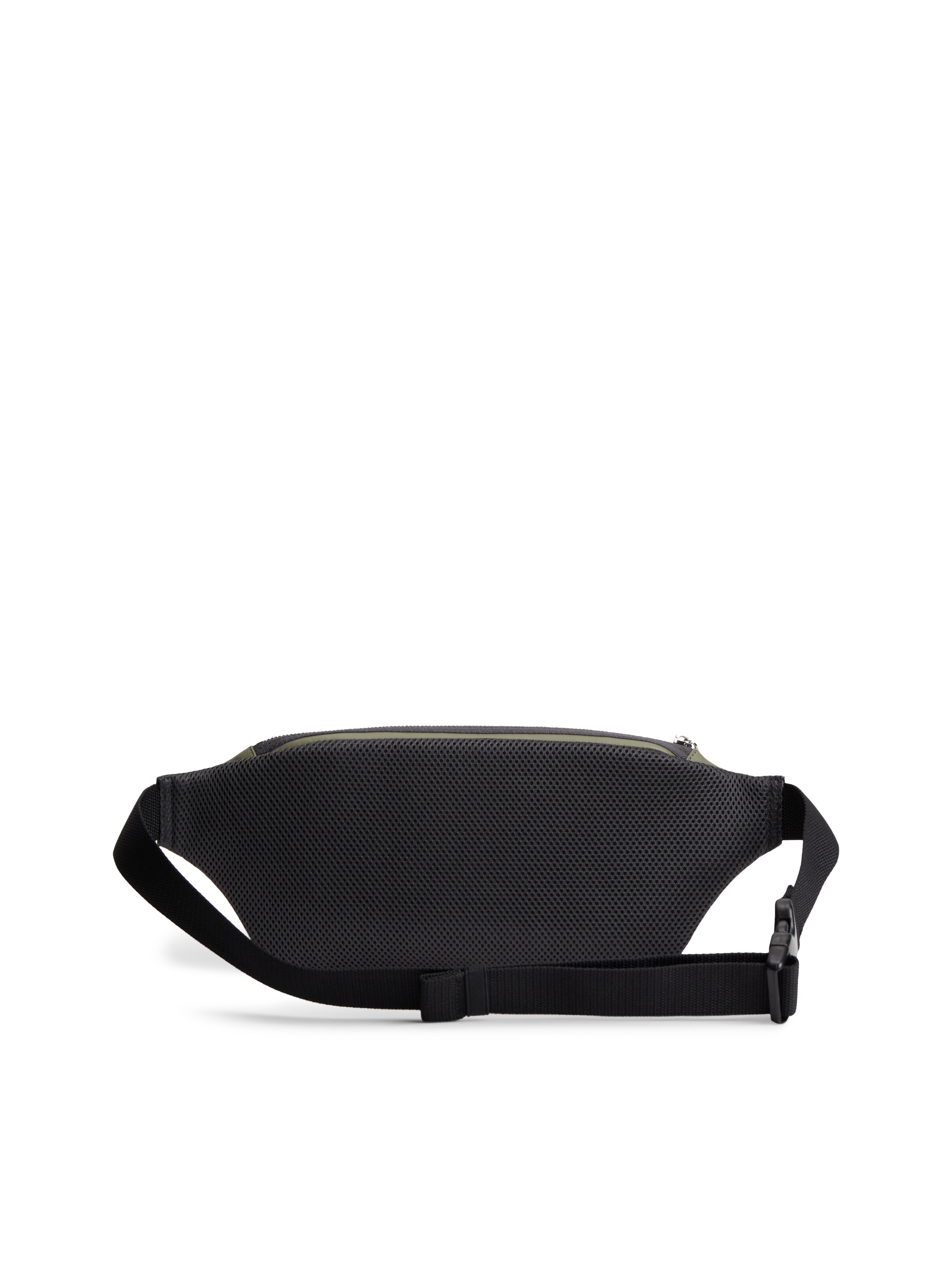 Tommy Jeans Bauchtasche »TJM ELEVATED PU BUMBAG« Unisex Gürteltasche, Crossbody Bag mit Logo-Aufnäher