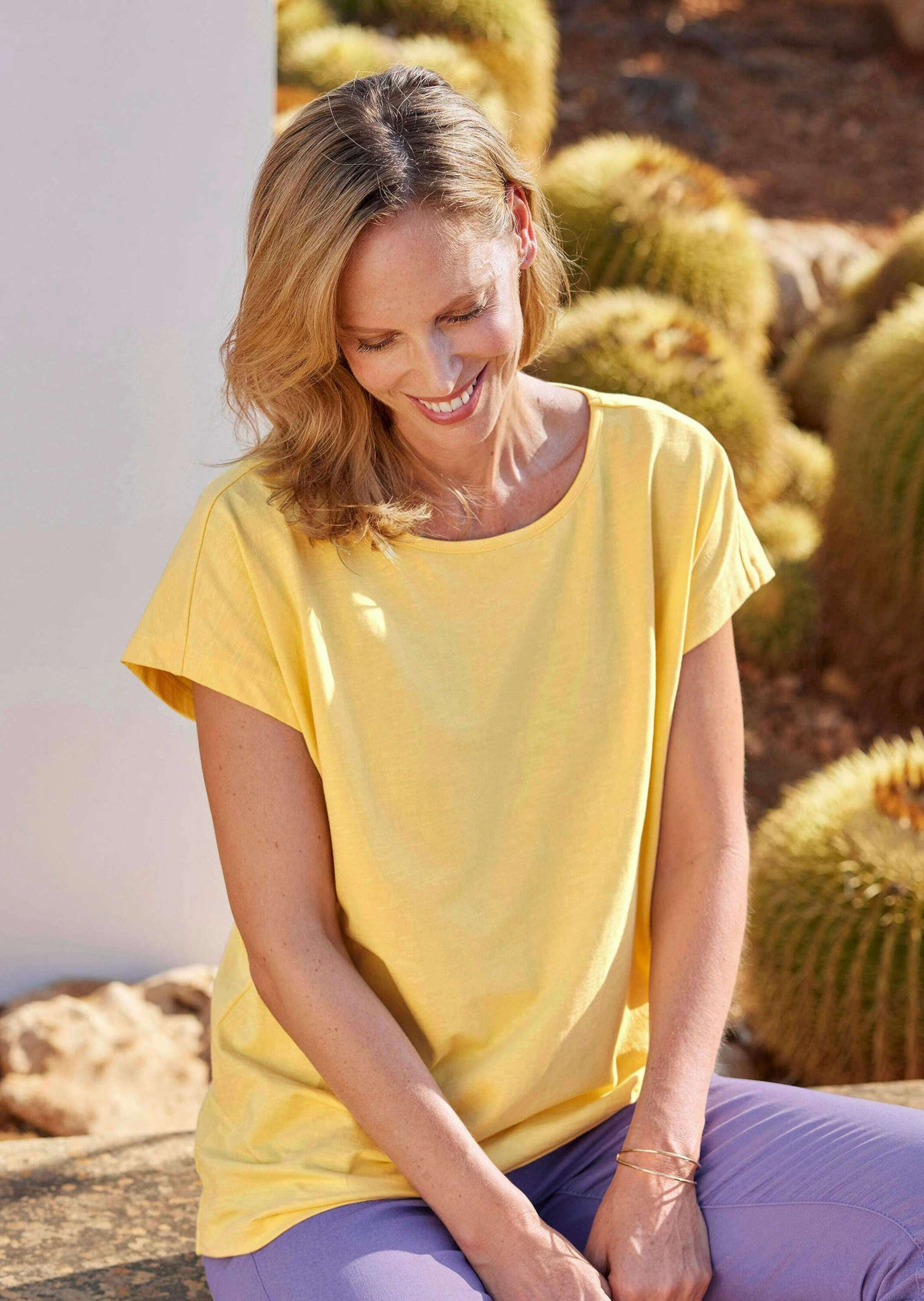 GOLDNER Kurzarmshirt »Kurzgröße Shirt« verläöngertes Rückenteil