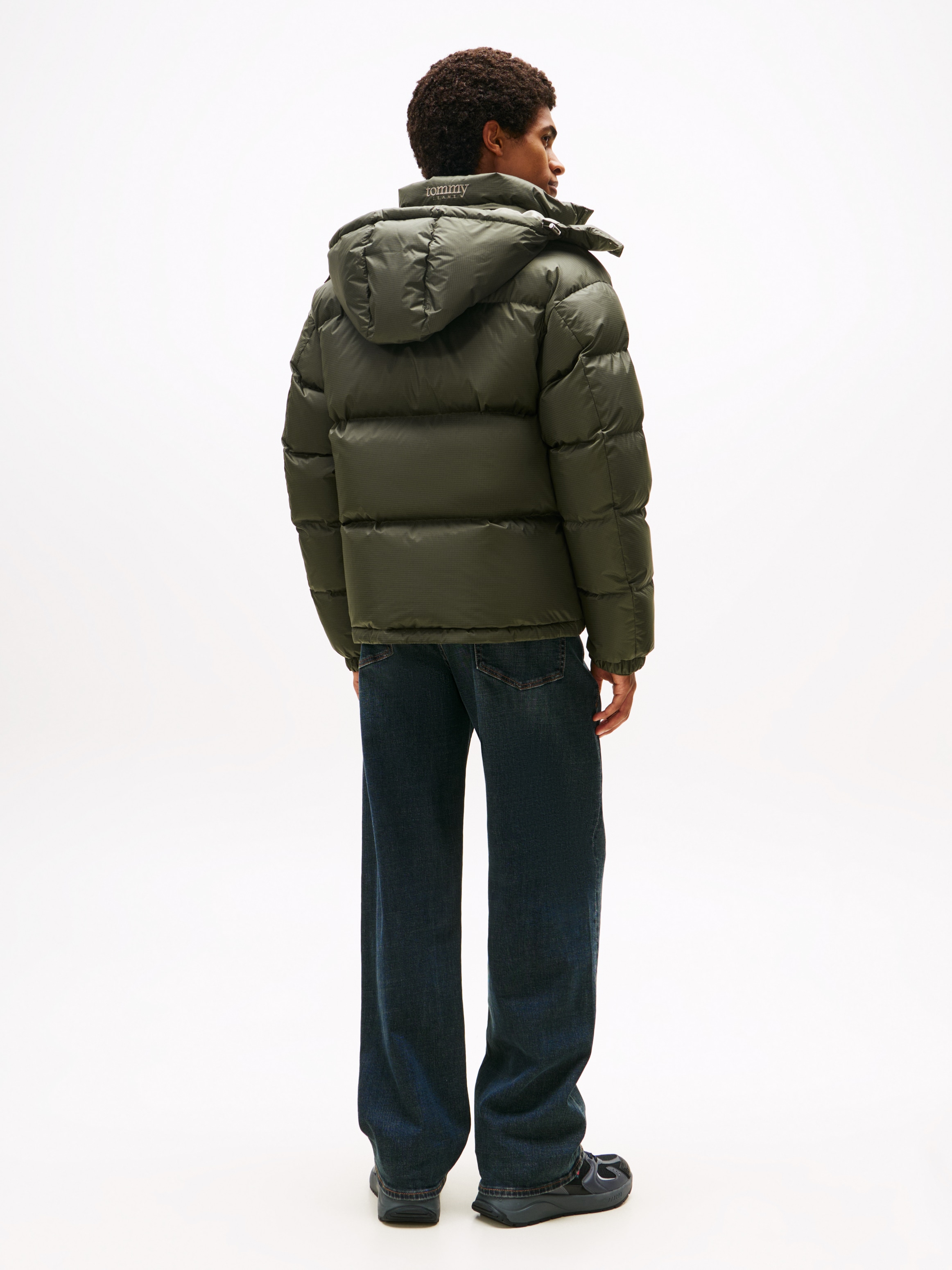 Tommy Jeans Steppjacke »ALASKA DOWN PUFFER« mit Kapuze Übergangsjacke Regular fit mit abnehmbarer Kapuze