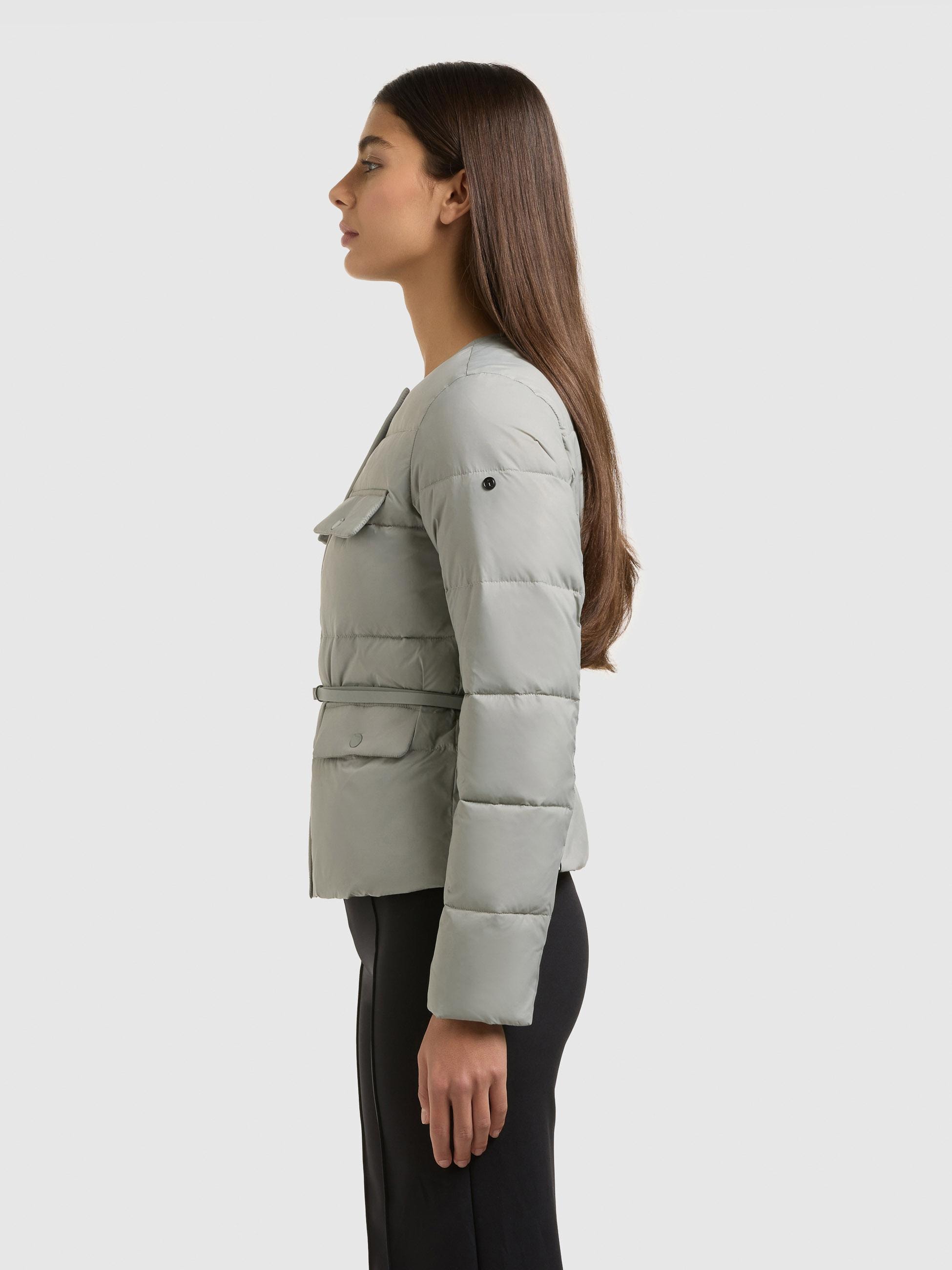 khujo Steppjacke »Steppjacke Cinnia« ohne Kapuze Elegante Damen Übergangsjacke mit Taillengürtel