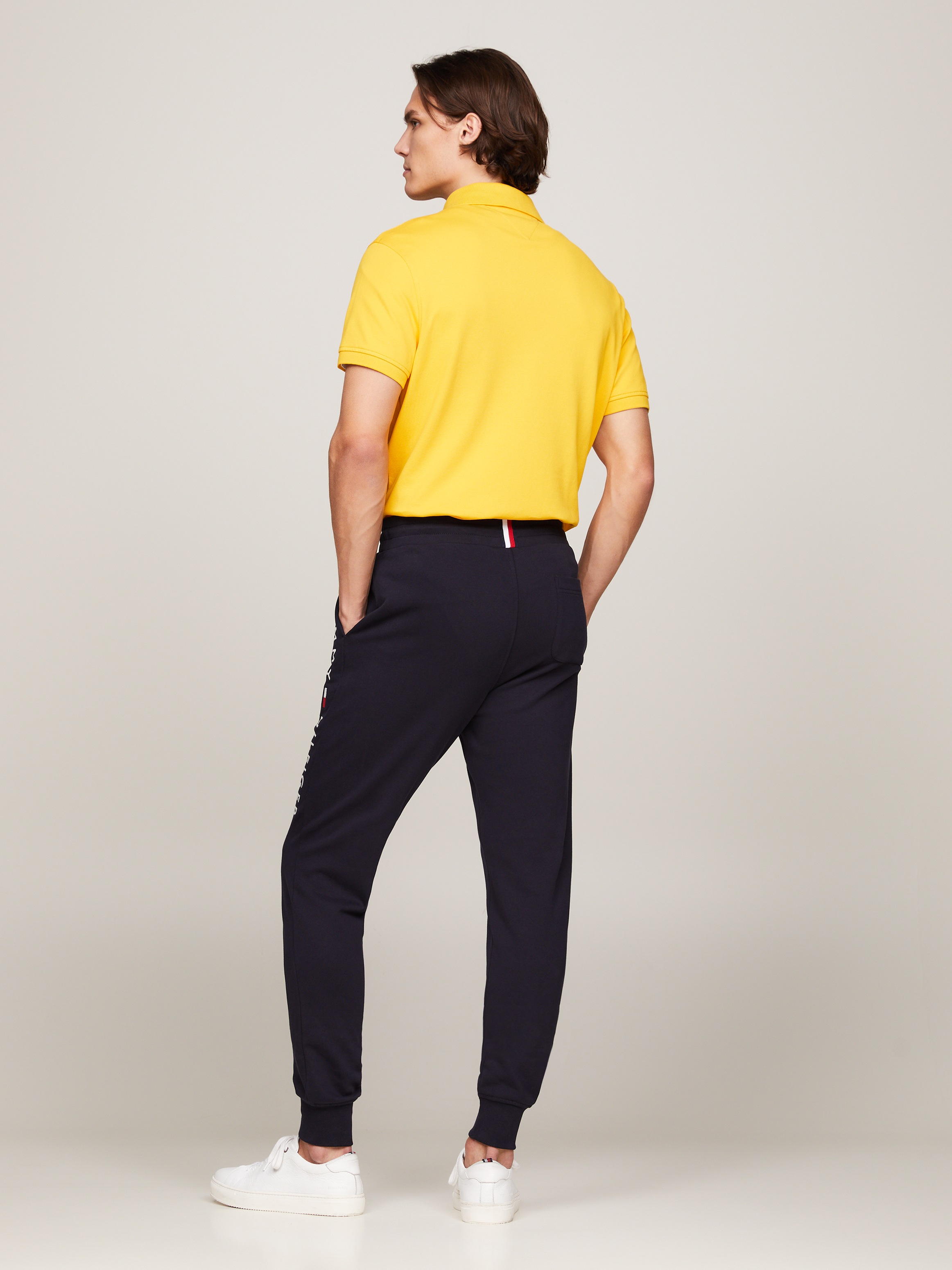 Tommy Hilfiger Sweathose »BASIC BRANDED SWEATPANTS«, mit großem Tommy Hilfiger Schriftzug