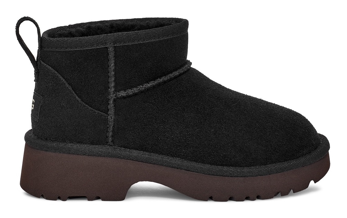 UGG Schlupfboots »CLASSIC ULTRA MINI NEW HEIGHTS«, Plateaustiefel, Winterboots, Trekkingstiefel mit Anziehlasche
