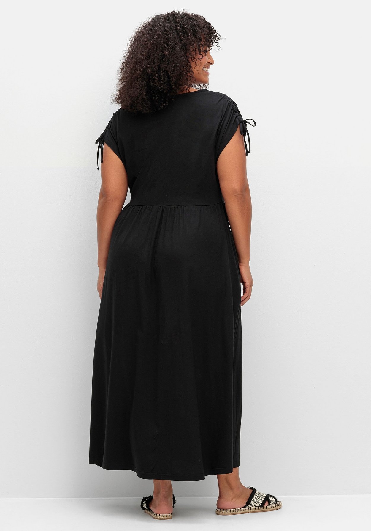 Sheego Jerseykleid »Jerseykleid mit Tunnelzug am Ärmel«