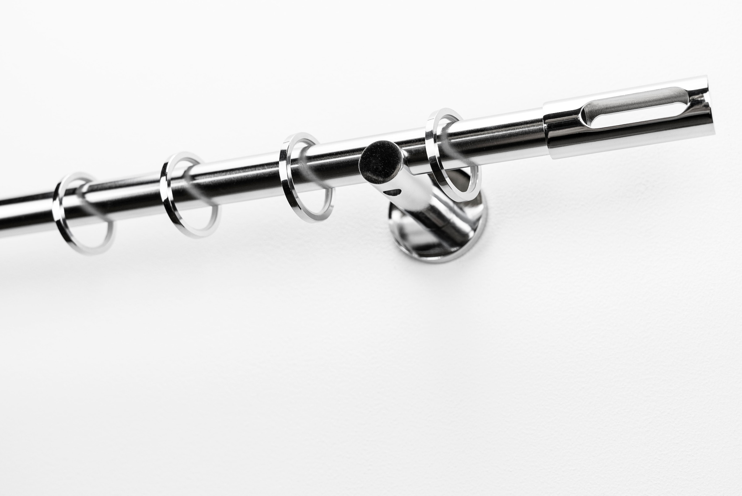 GARESA Gardinenstange »EASY« Ø 20 mm 1 läufig-läufig Wunschmaßlänge Vorhanggarnitur, verlängerbar, Endk. M. Ausschnitt, Alu, m. Ringe