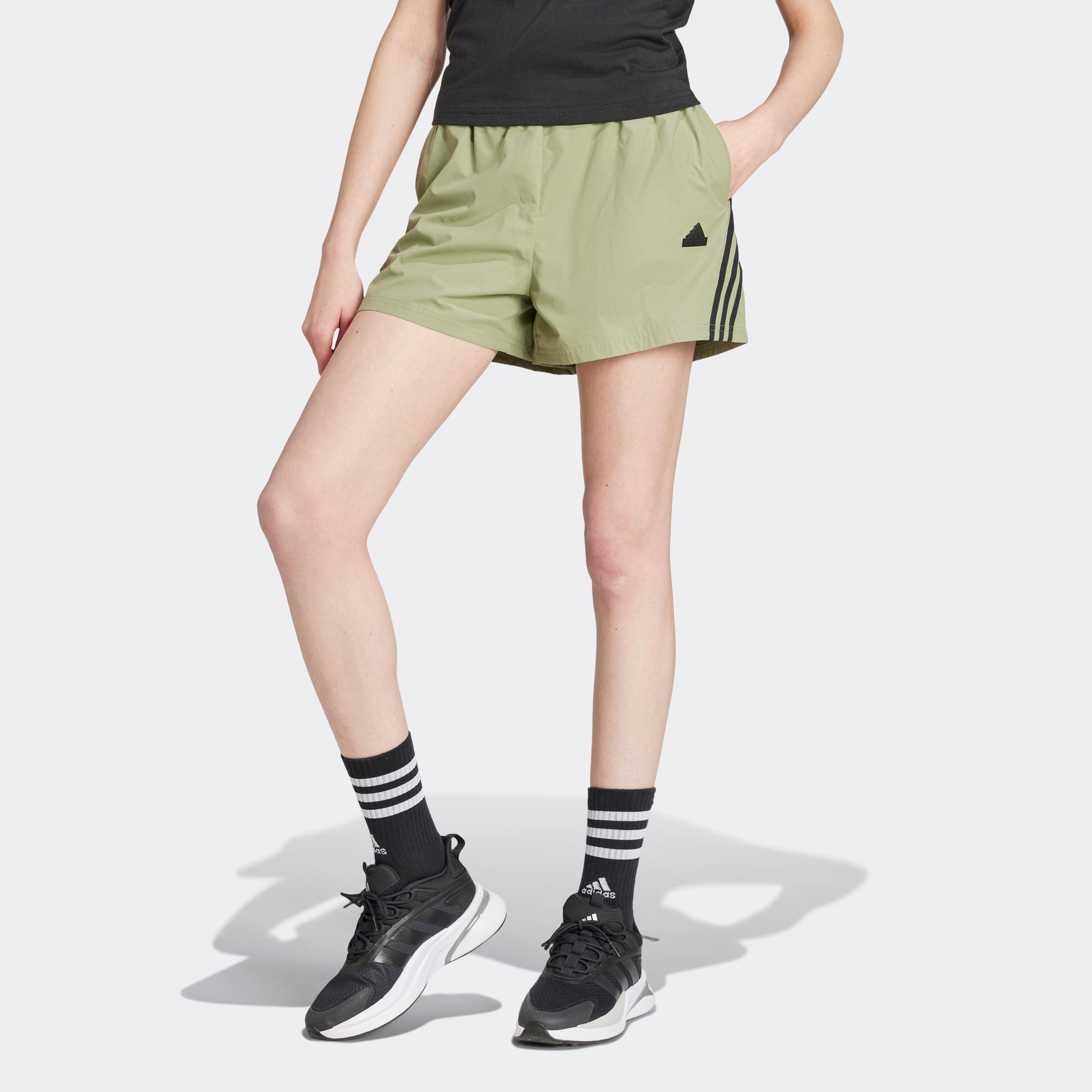 adidas Sportswear Shorts »W FI 3S WVN SHO«, (1 tlg.)