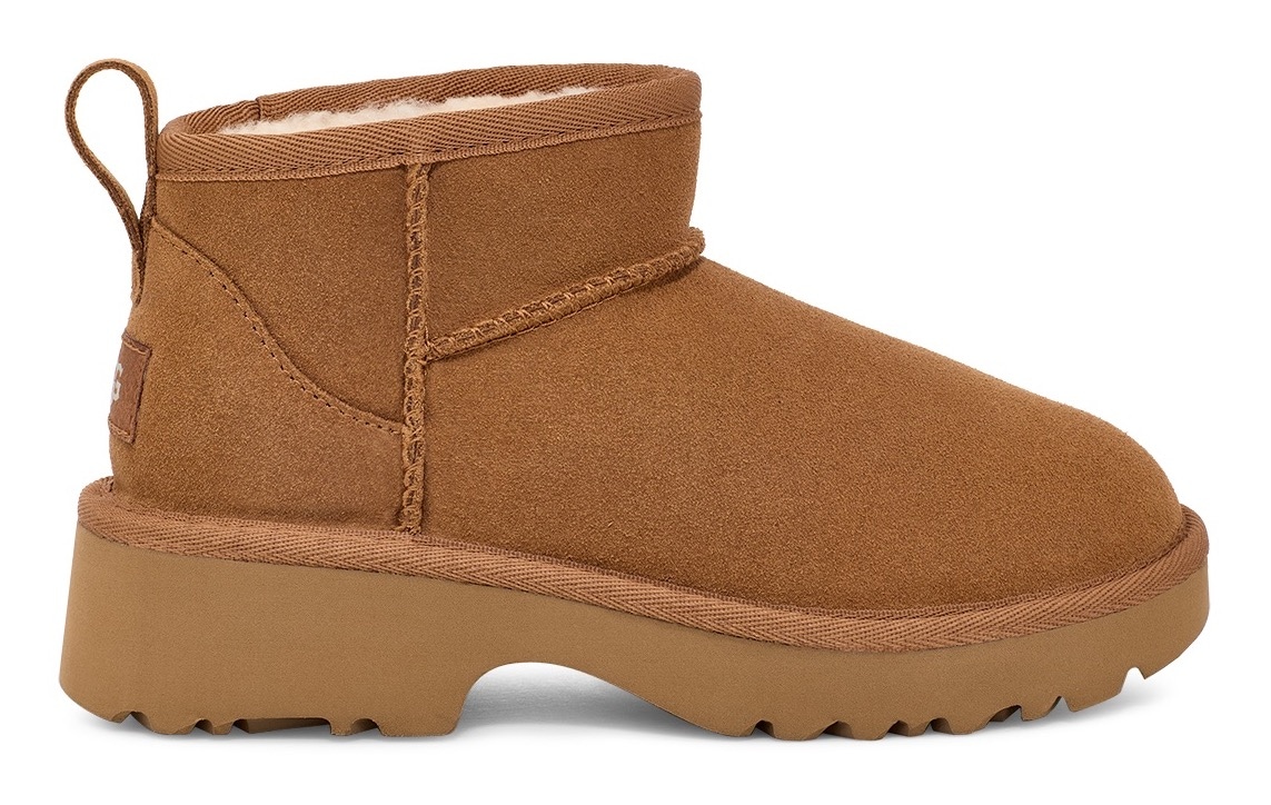 UGG Schlupfboots »CLASSIC ULTRA MINI NEW HEIGHTS«, Plateaustiefel, Winterboots, Trekkingstiefel mit Anziehlasche