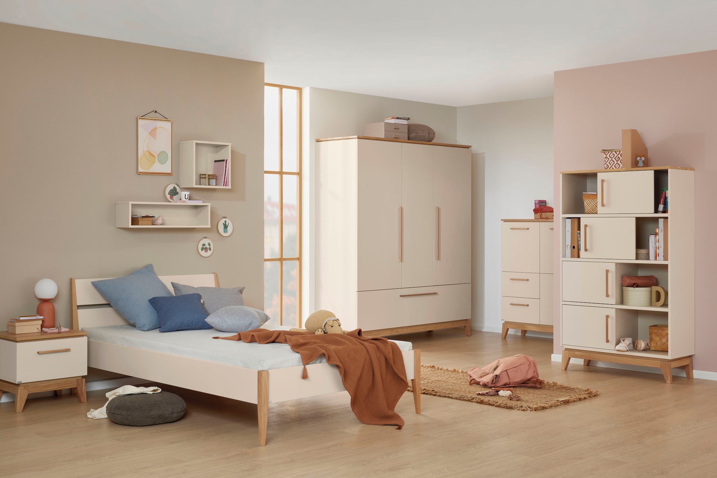 PAIDI Kleiderschrank »STIENE in Beige oder Grau, 3 Türen und 1 Schublade mit Soft-Close« B/H/T ca. 170/200/57cm,  inkl Kleiderstange + Einlegeböden, Kleiderschrank mit Eiche Massivholz