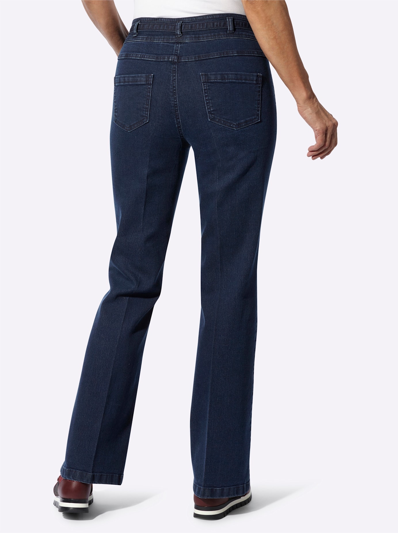 Classic Basics Bootcut-Jeans 1