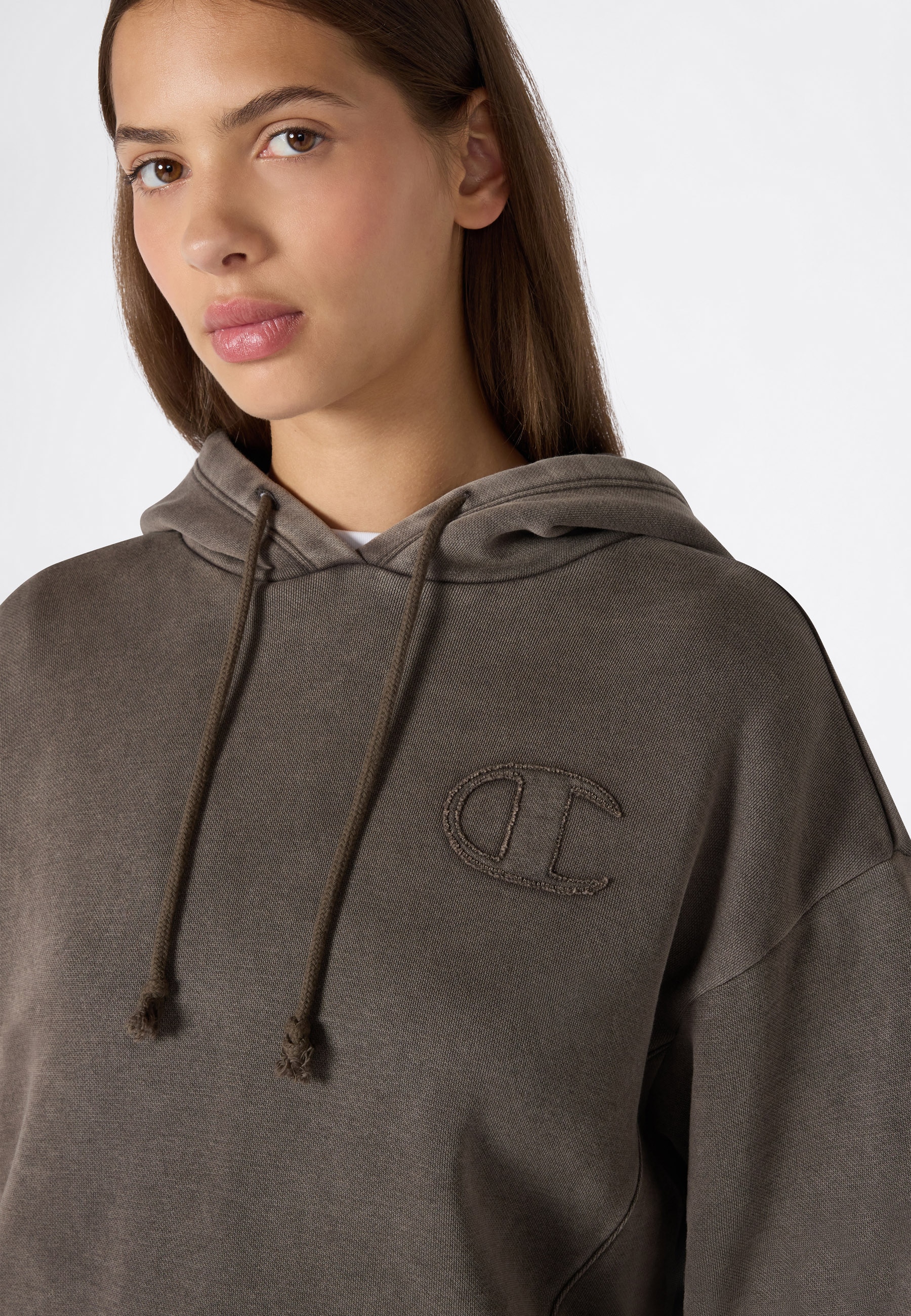 Champion Kapuzensweatshirt »SPORTWEAR HOODIE Loose Fit Washed«, mit Washed-Optik, Loose Fit, aus Baumwolle und Polyester
