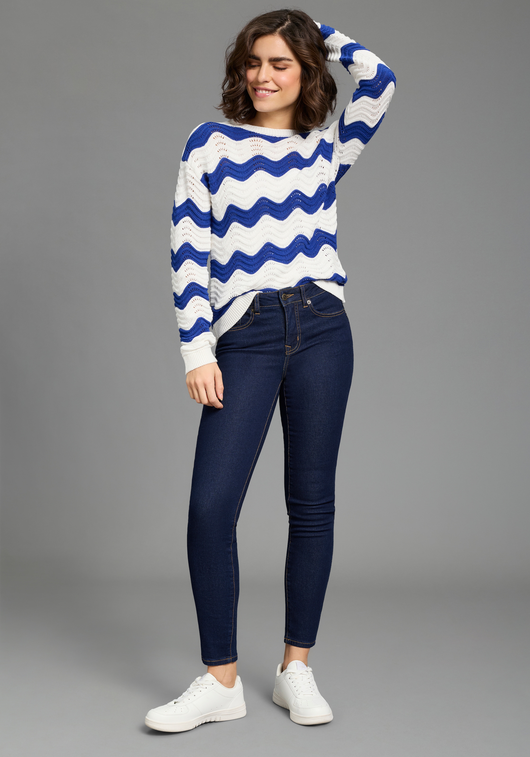 KangaROOS Slim-fit-Jeans »CROPPED HIGH WAIST SLIM FIT« schmale Passform,  Röhrenjeans,  trendige Used-Waschung