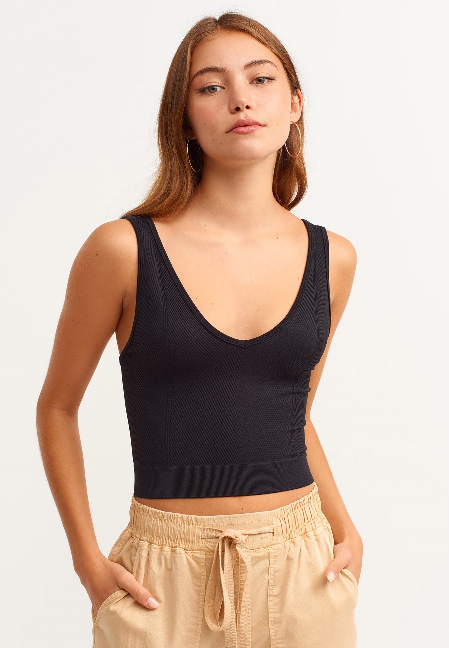 OXXO Tanktop, mit V-Ausschnitt