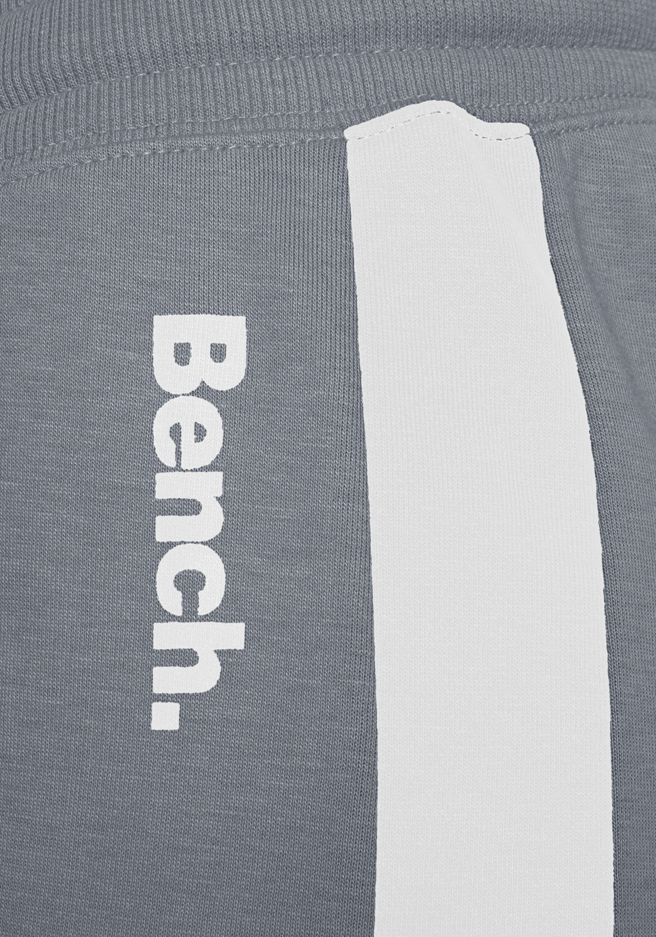 Bench. Loungewear Loungehose, mit Seitenstreifen und geradem Bein, Loungewear