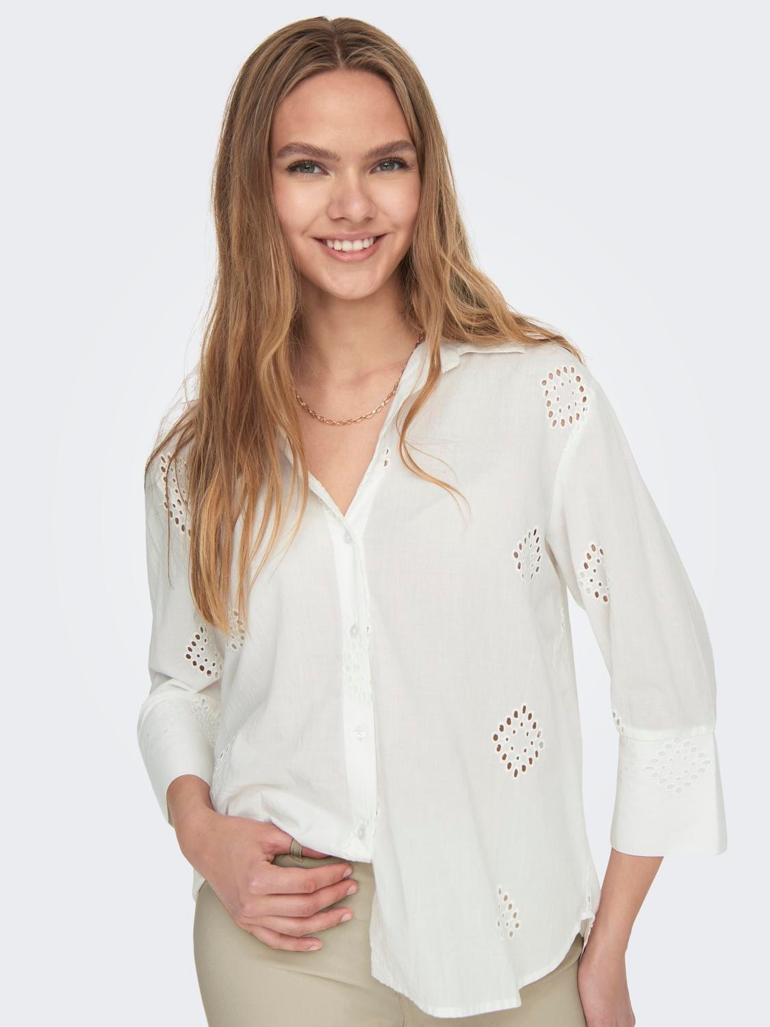 JDY Hemdbluse »JDYTALLIE 3/4 LONG SHIRT WVN NOOS«, mit Lochstickerei-Detail