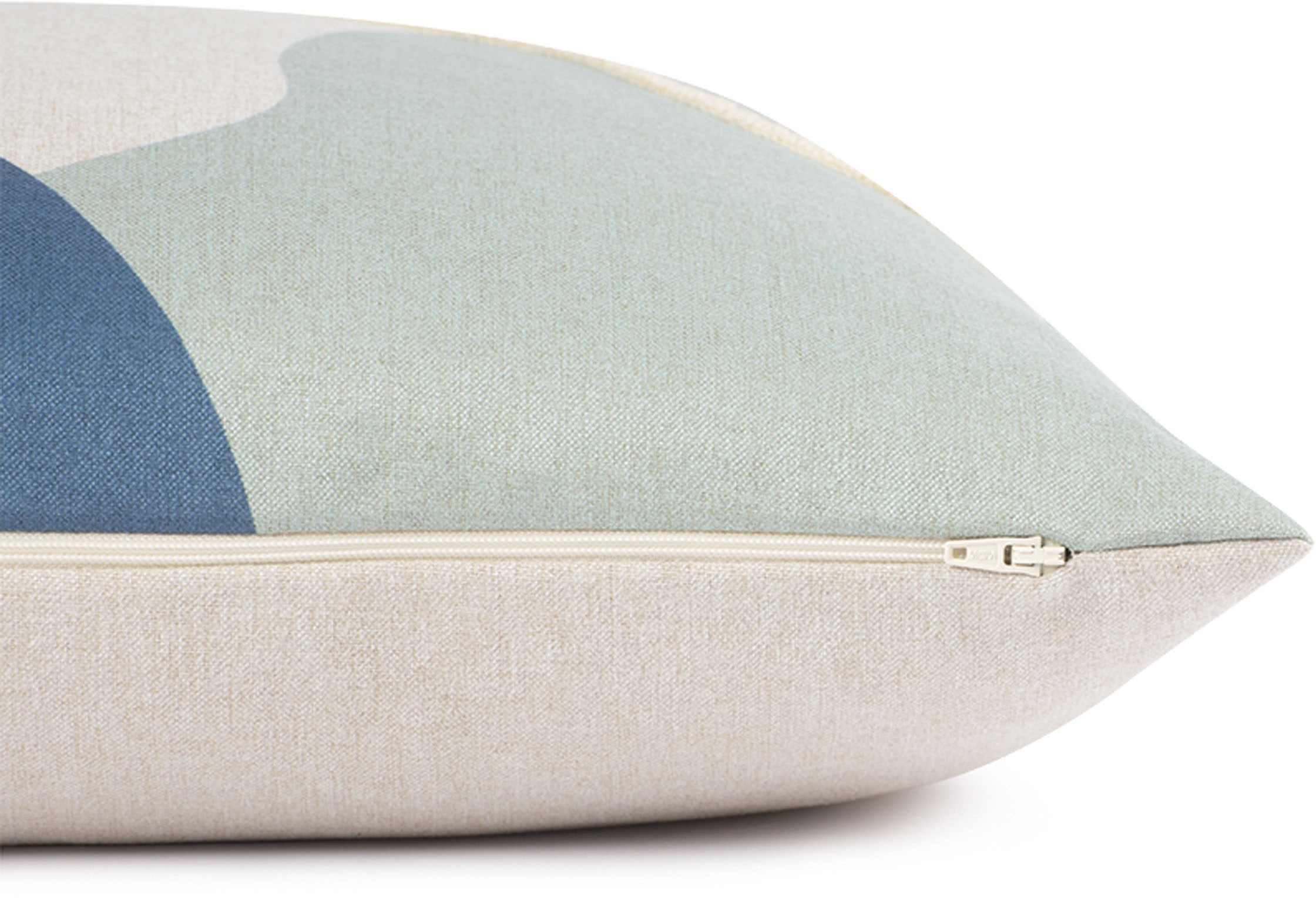 Esprit Kissenhülle, (1 St.), mit Bouclé-Applikation