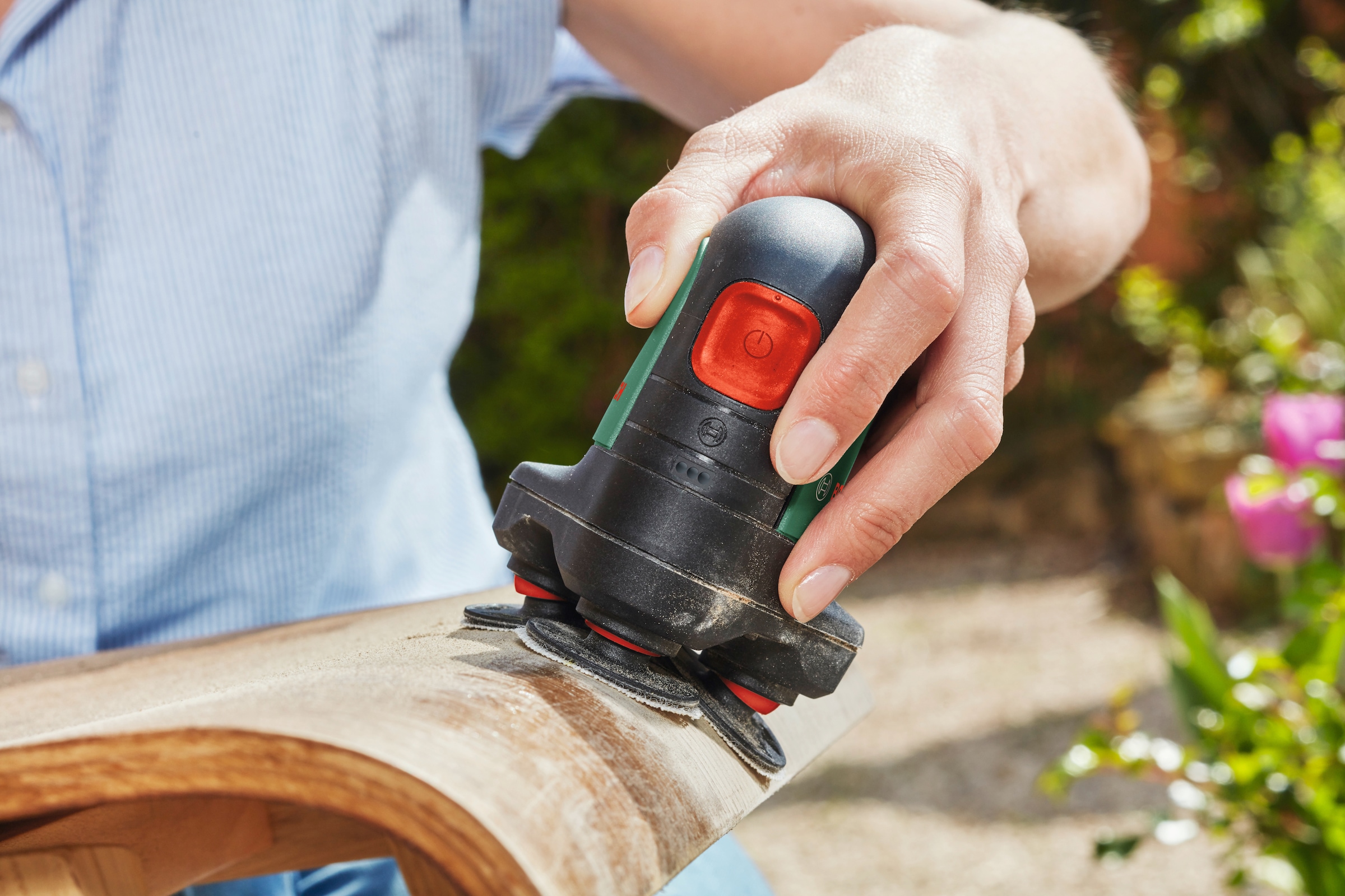 Bosch Home & Garden Akku-Tellerschleifer »EasyCurvSander 12«, inkl Akku 12V/2,0 Ah und Ladegerät