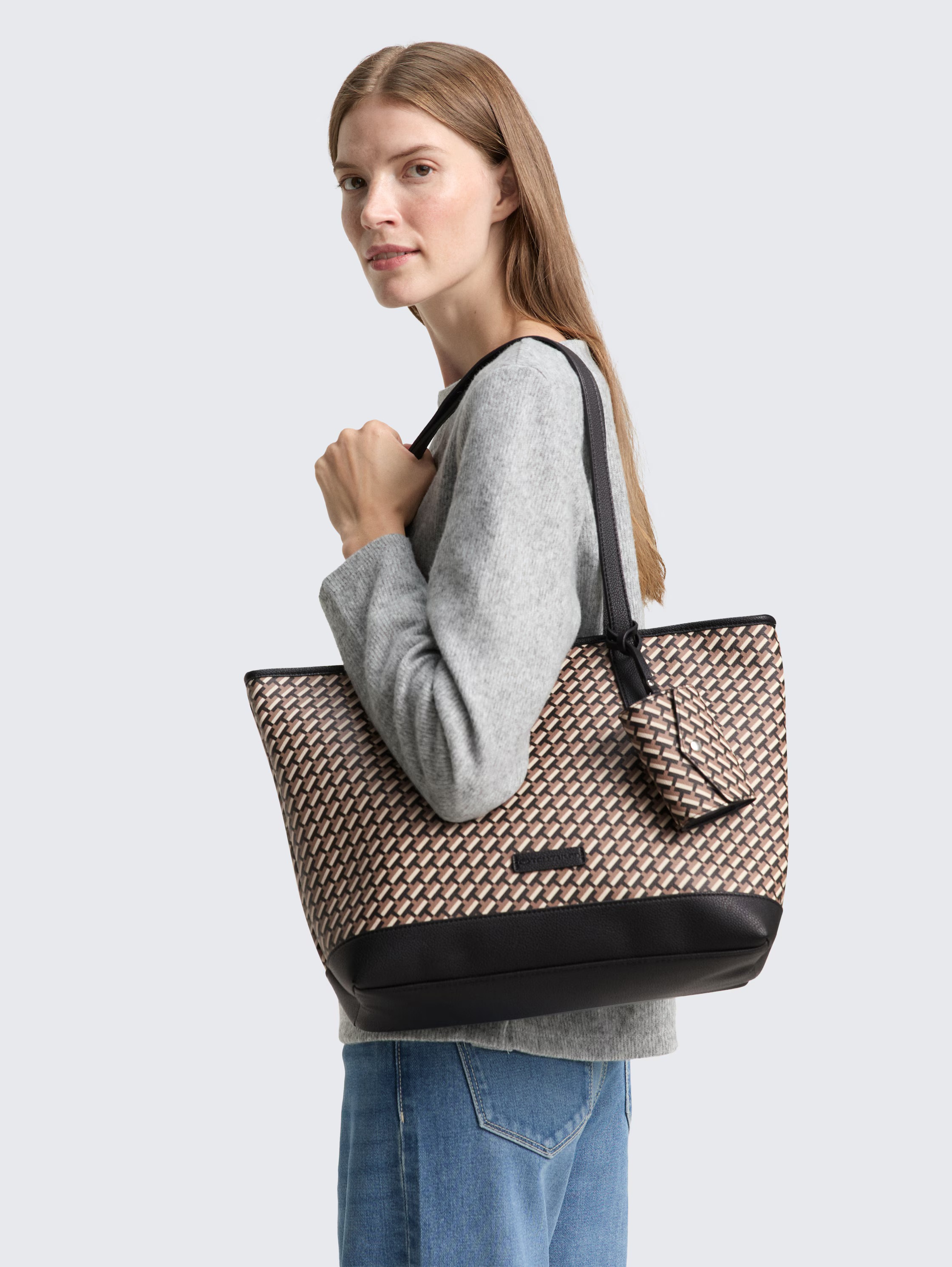 TOM TAILOR Shopper »Xenia«, mit raffiniert geometrischen "T" Print des Logos auf dem Taschenkörper
