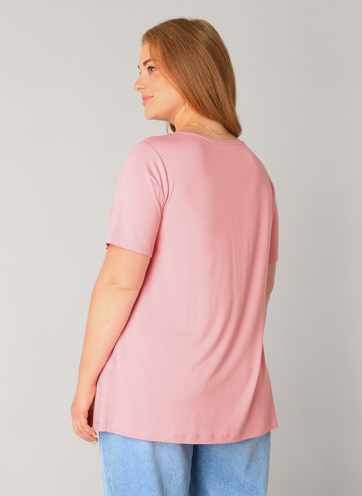 Base Level Curvy T-Shirt »Alba« mit V-Ausschnitt