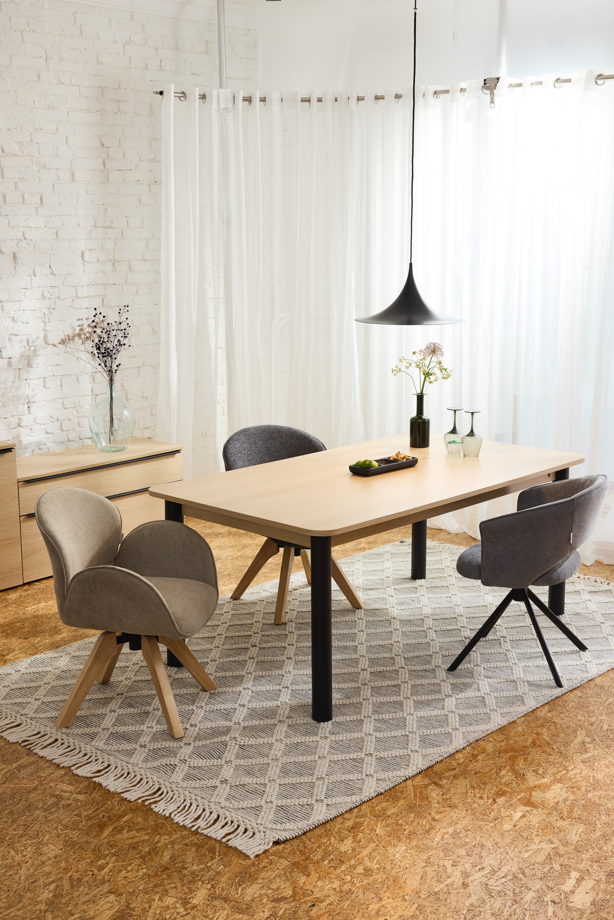 TOM TAILOR HOME Armlehnstuhl »CURVY ARMCHAIR«, (Set), 2 St., Chenille, mit Armlehnen, drehbar, Rückholfunktion, Rückenausschnitt