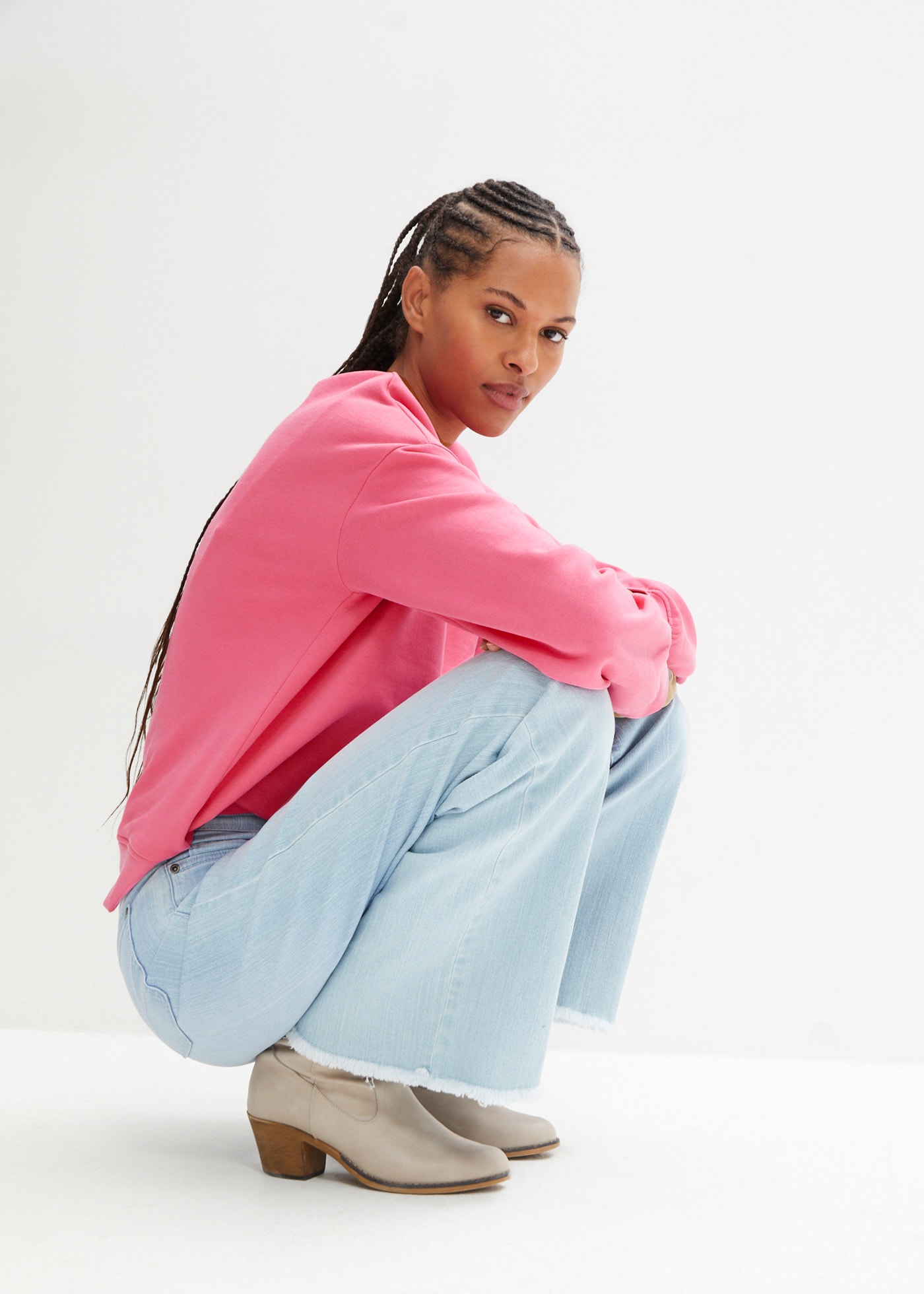 bonprix Weite Jeans »Wide-Leg-Jeans High Waist« im Five-Pocket Style, mit ausgefranstem Beinabschluss