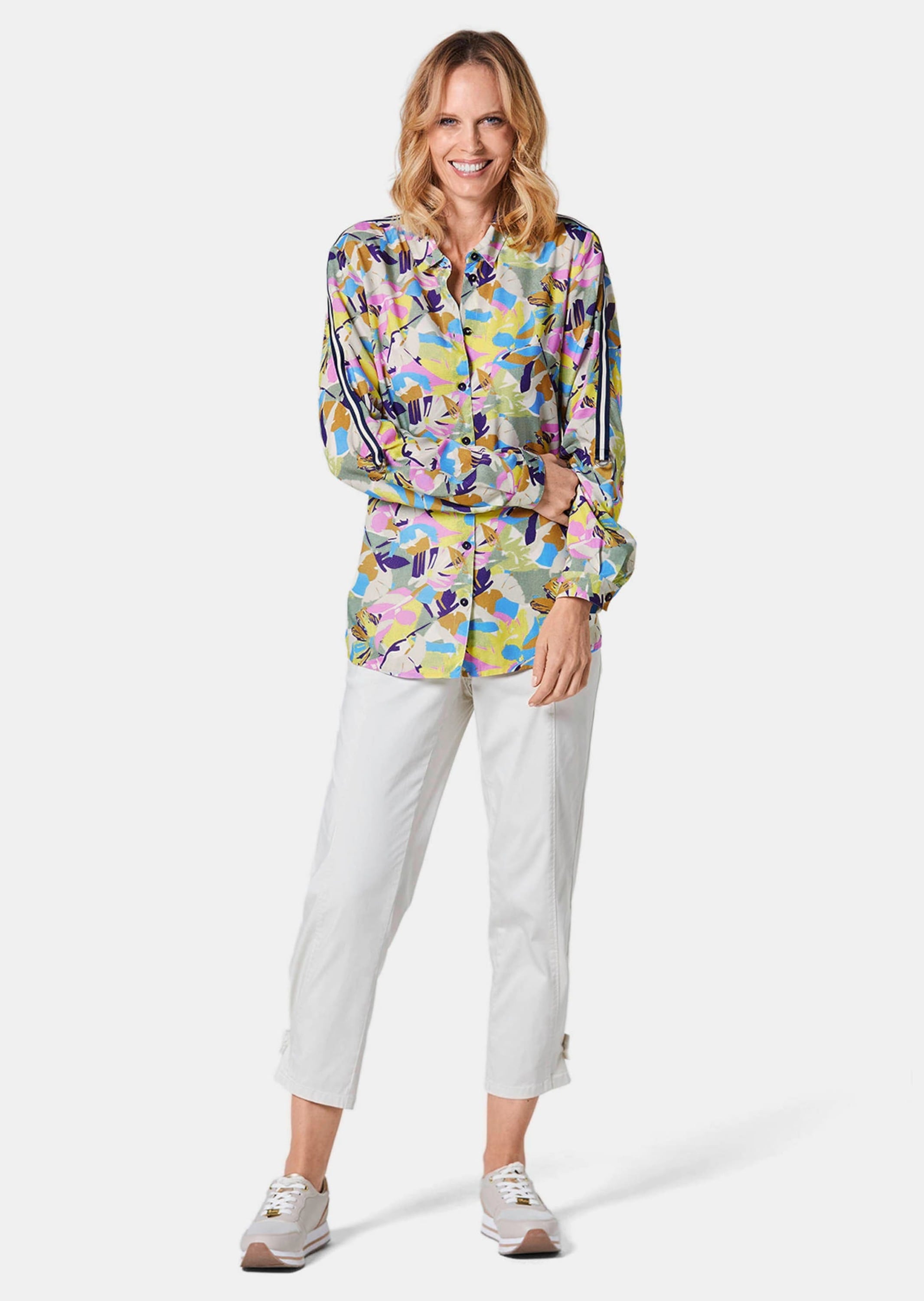 GOLDNER Hemdbluse »Kurzgröße Druckbluse aus hochwertiger Viskose« mit Seitenschlitzen