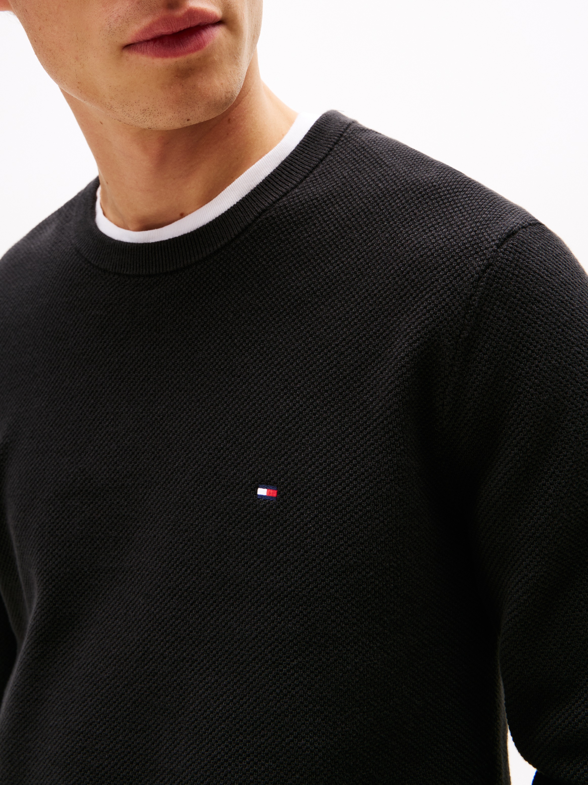 Tommy Hilfiger Rundhalspullover »ESSENTIAL STRUCTURE CREW NECK mit Struktur und Label«, unifarben, casual, regular fit, Baumwolle, Rundhals