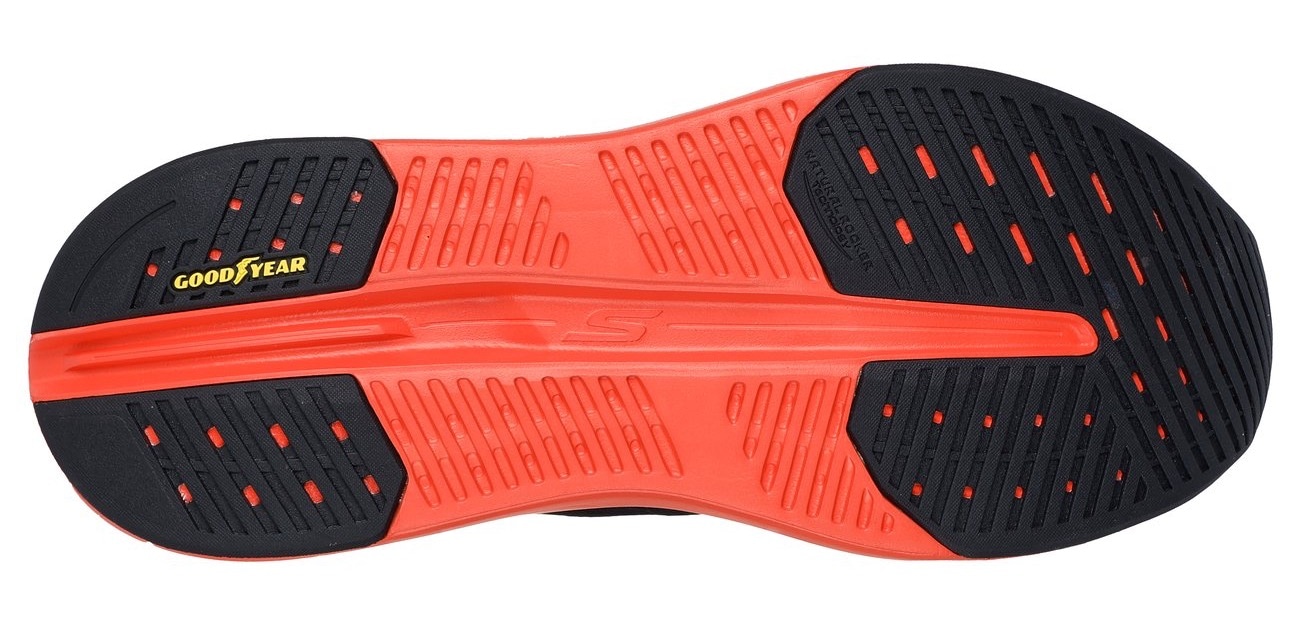 Skechers Slip-On Sneaker »MAX CUSHIONING GLIDE-STEP«, Slipper, Schlupfschuh, für Maschinenwäsche geeignet, schmale Form