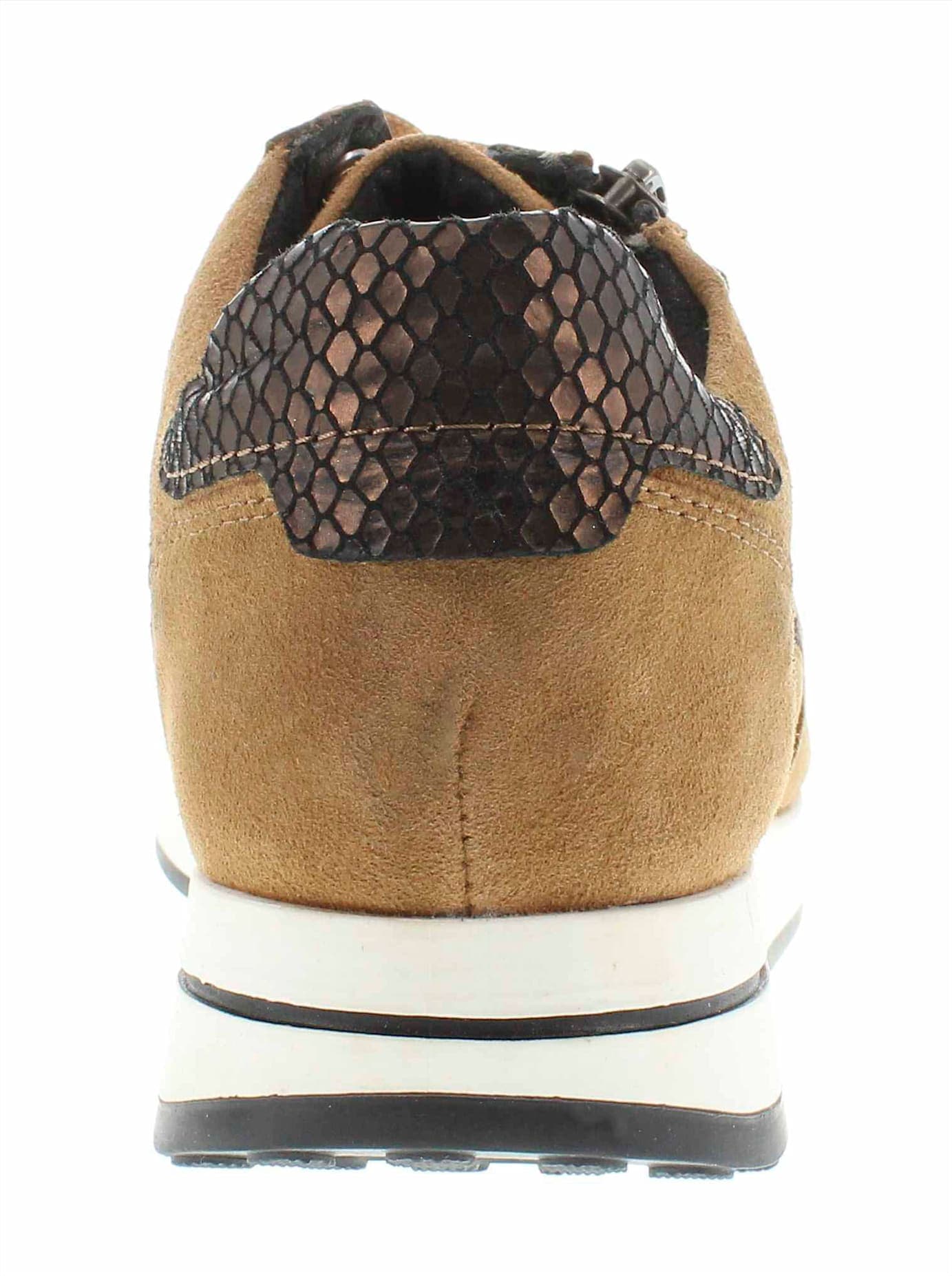 Casual Looks Sneaker