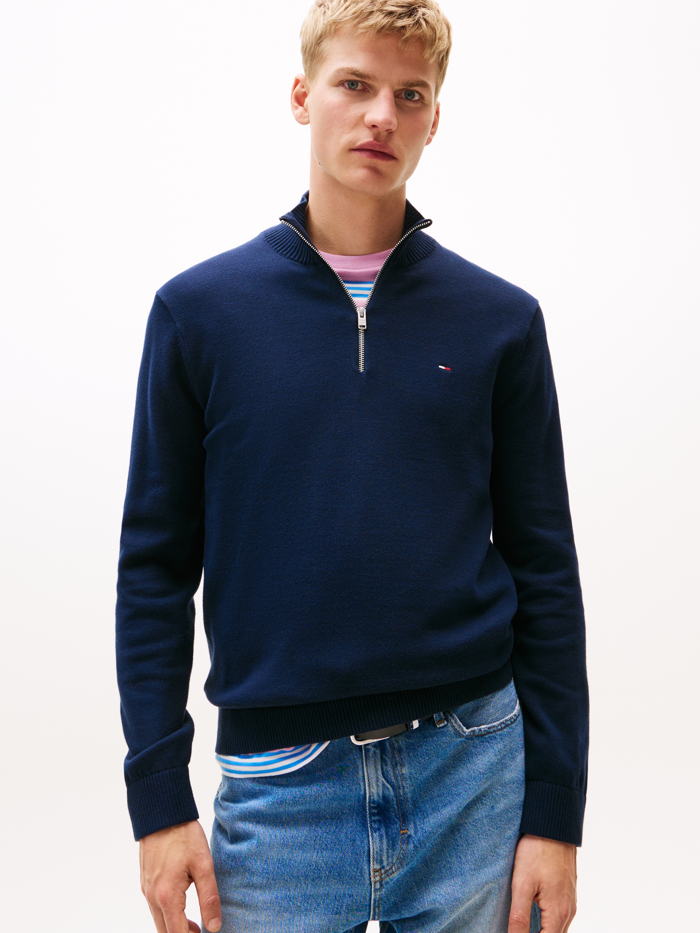 Tommy Jeans Strickpullover »TJM SLM ESS LIGHT ¼ ZIP SWTR EXT« Mit Rundhalsausschnitt