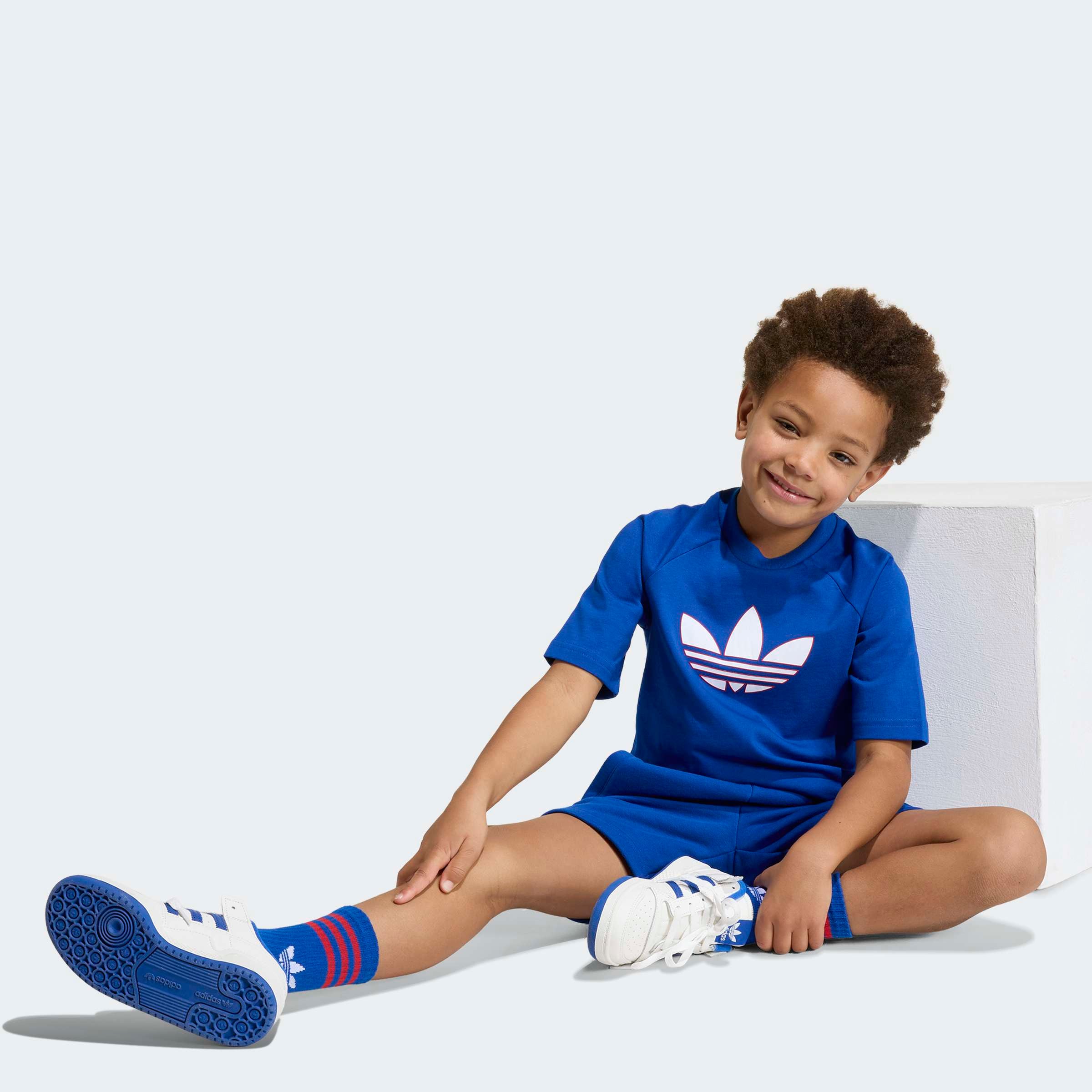 adidas Originals Trainingsanzug »TR LO STS« 2 tlg. für Kinder, mit 2 Teilen, aus Baumwolle, neutraler Schnitt