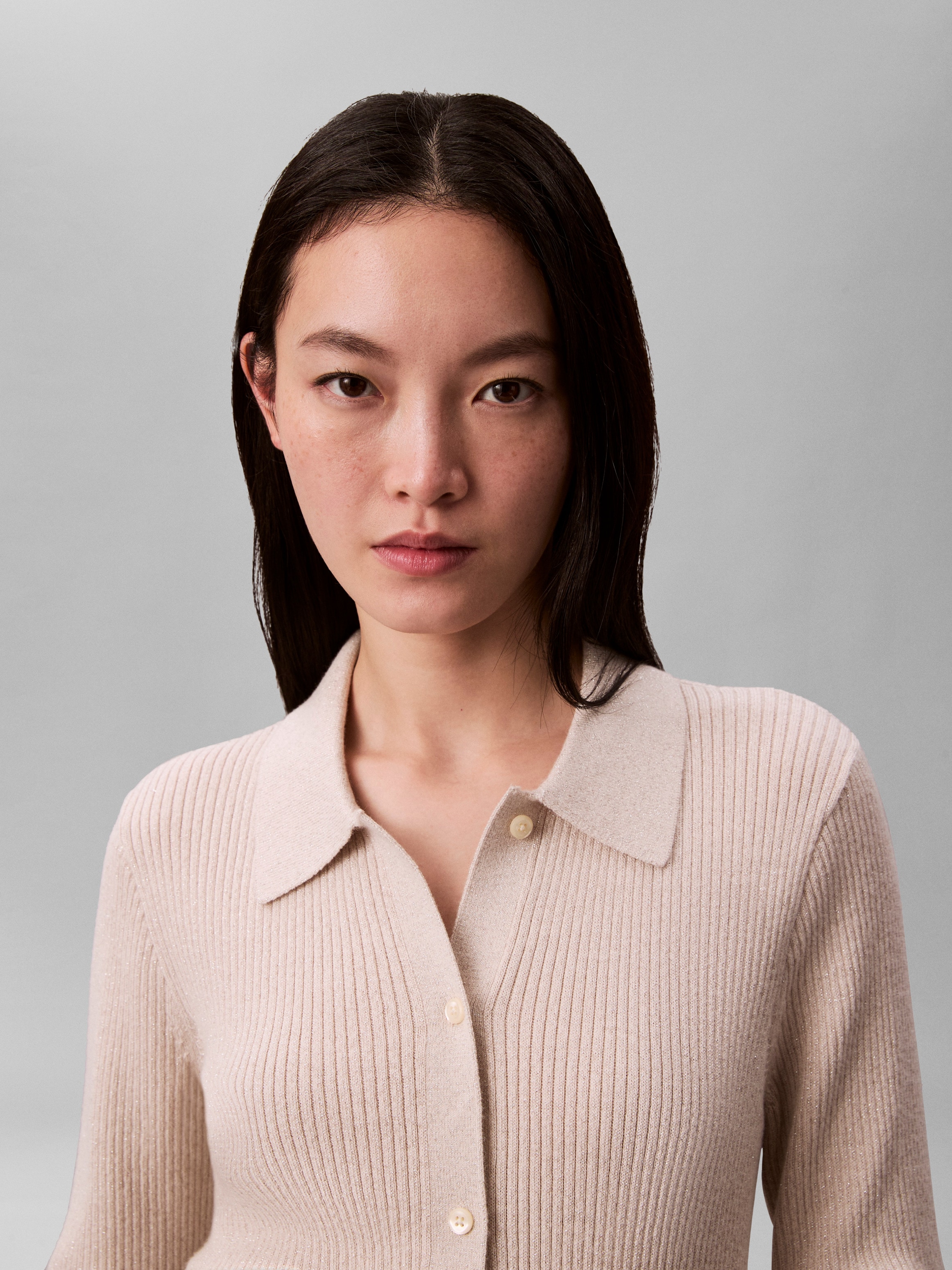 Calvin Klein Jeans Strickjacke Regular fit mit Glitzer und Rundhalsausschnitt