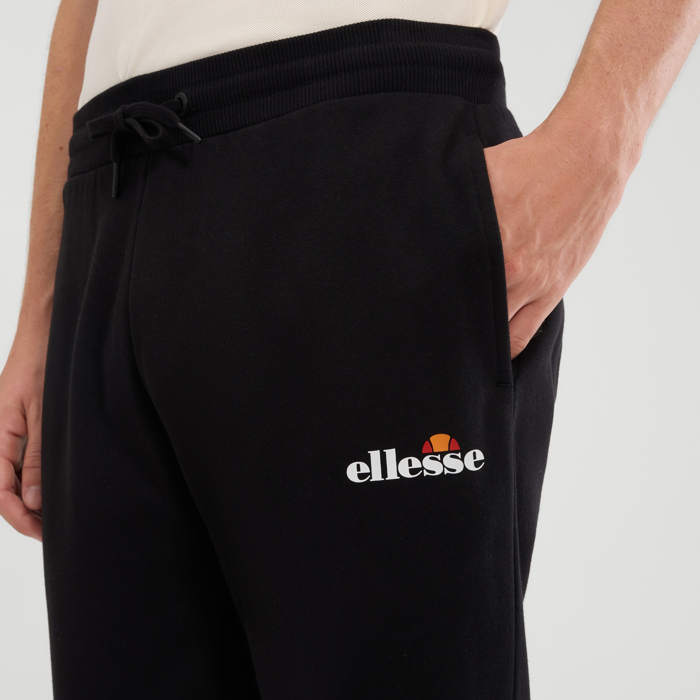 Ellesse Jogginghose »CRAVO 2 JOG PANT«  sportlicher Stil, für sportliche Aktivitäten und Alltag
